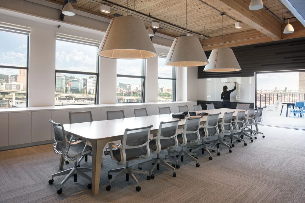 Simple HQ office