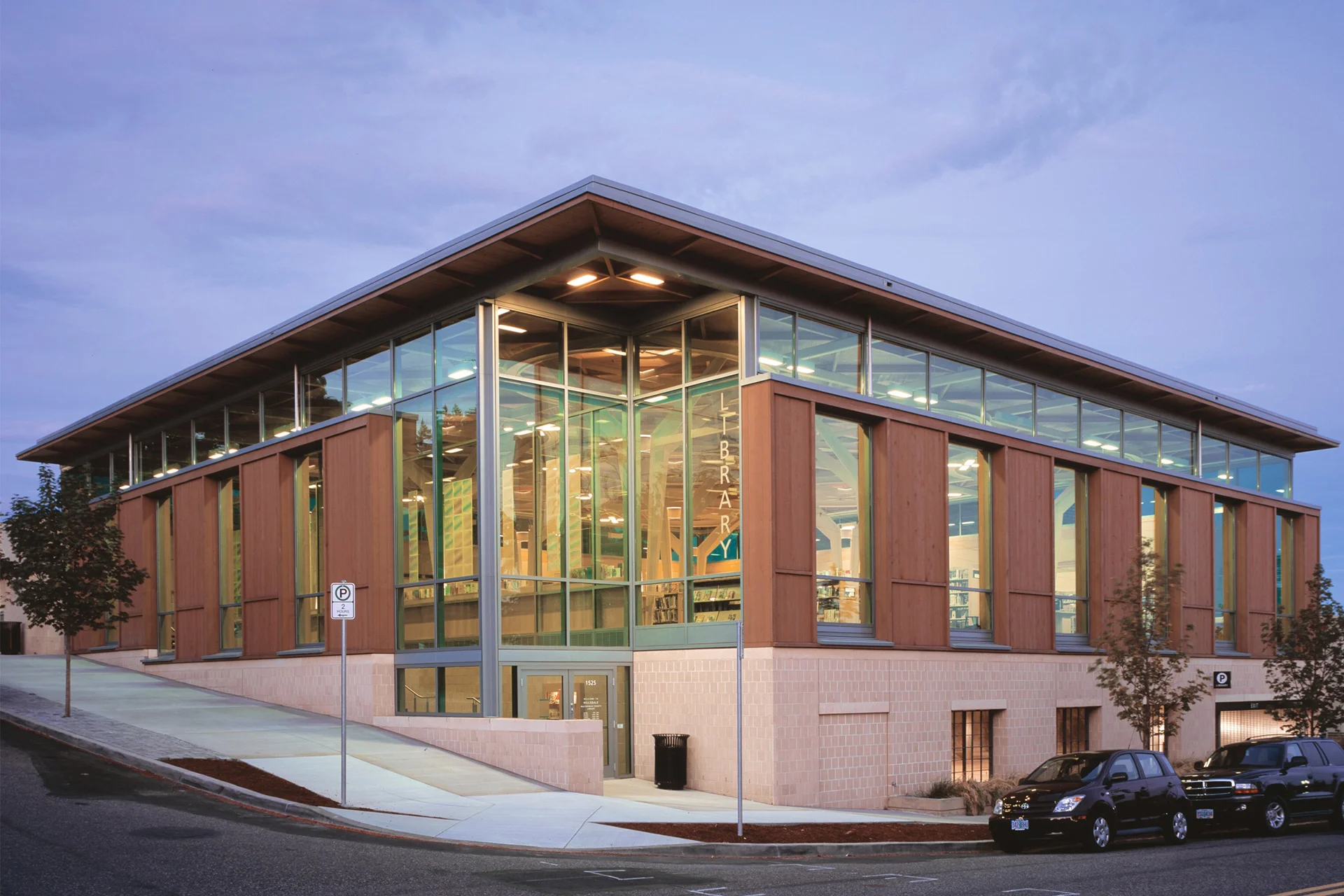 Hillsdale-Library_4.jpg