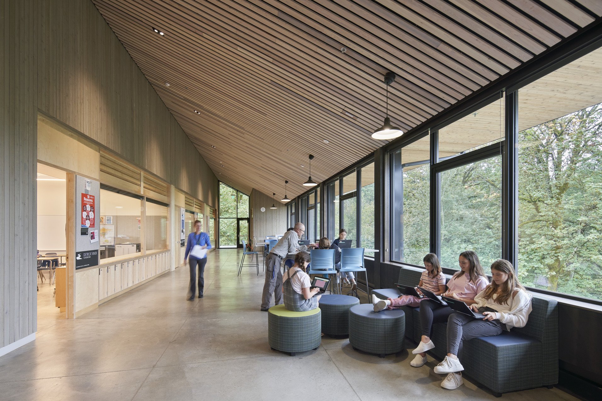 French International School - Middle School