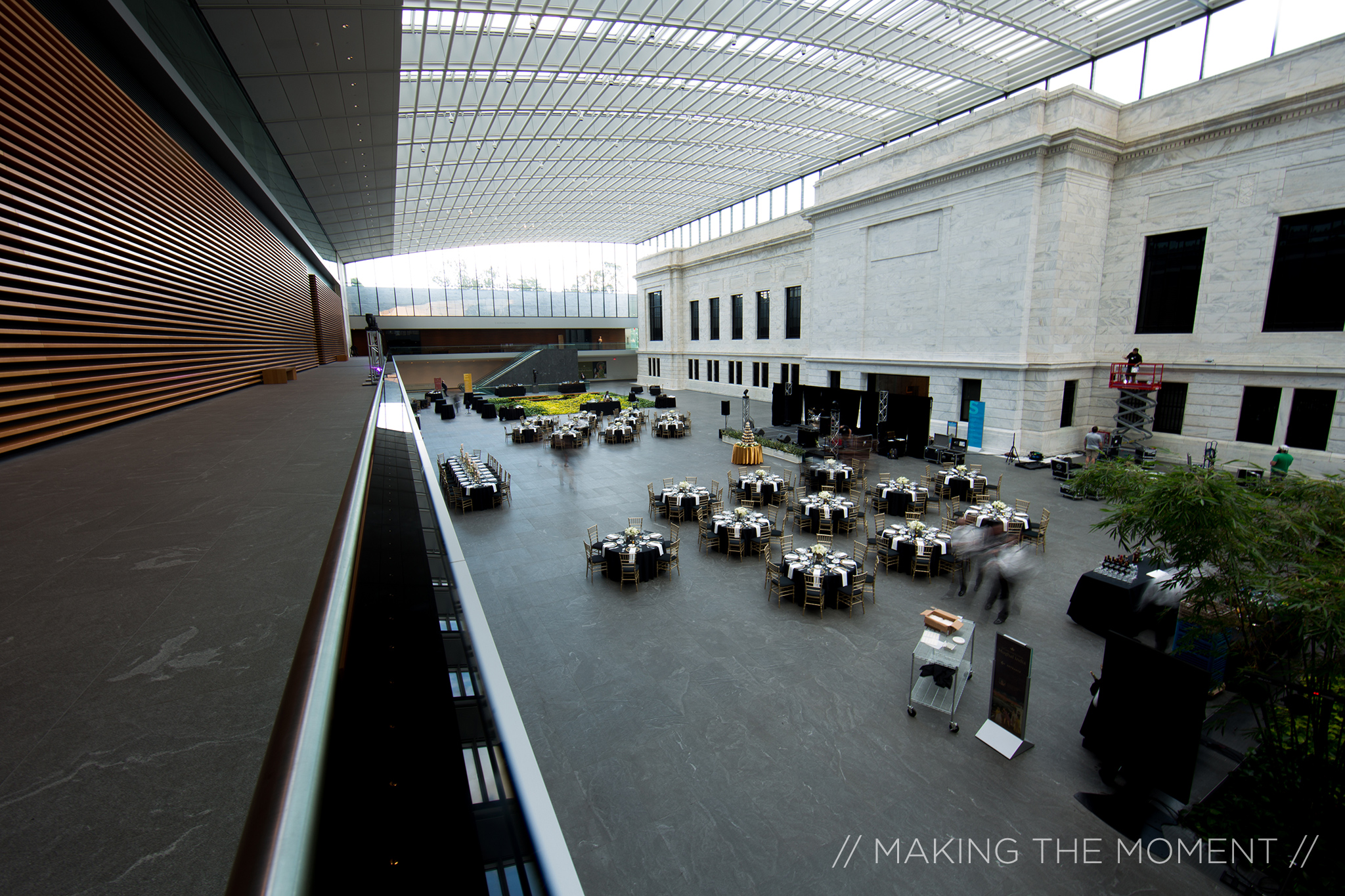 MakingTheMoment_FV_W_279.jpg