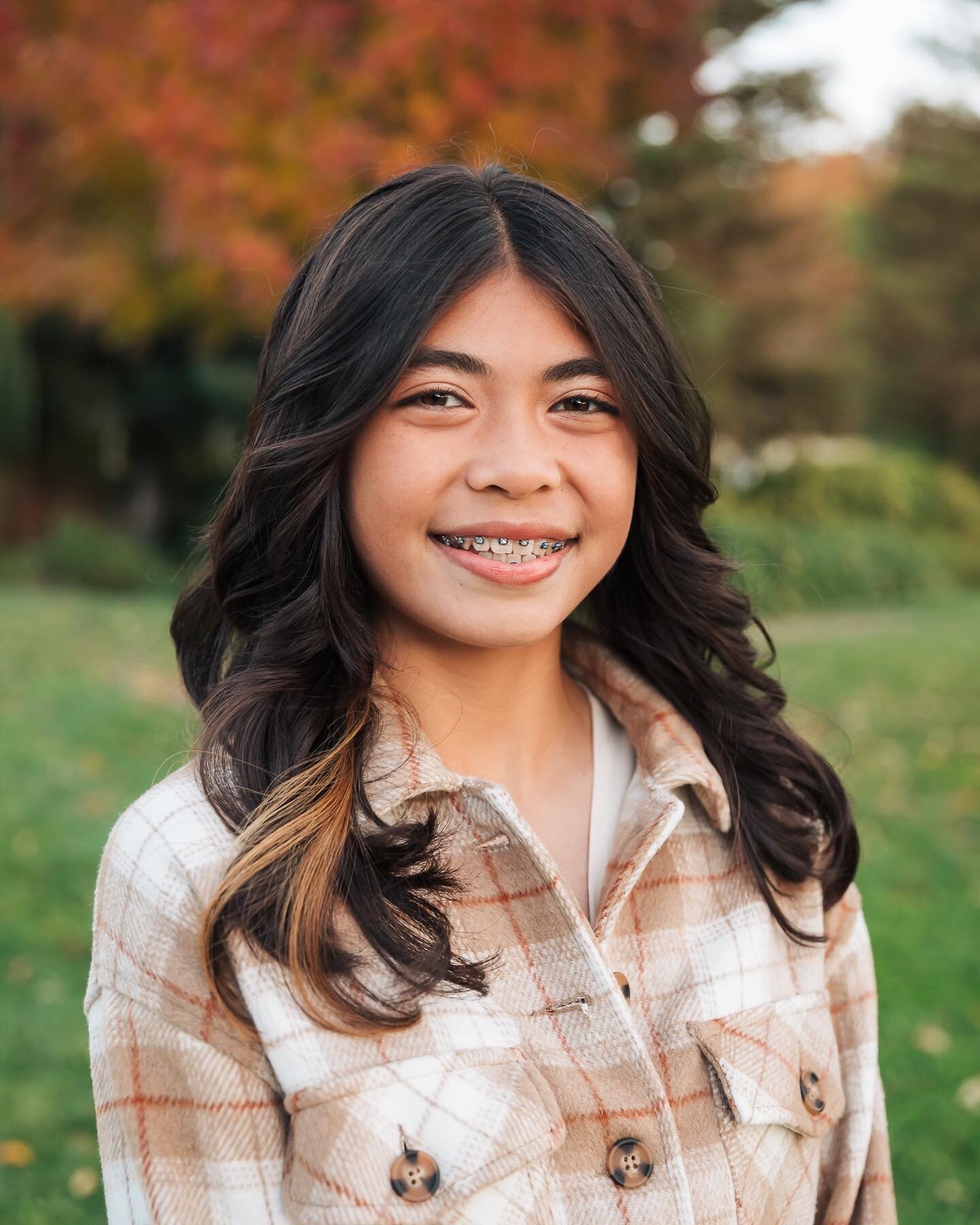 I&rsquo;m so in love with these photos!🍁All the gorgeous fall colors surrounding this beautiful girl! Just lovely all around.🧡
&bull;
&bull;
&bull;
&bull;
#tracycaphotographer #tracyphotographer #portraitphotography #seniorphotographer #promotionph