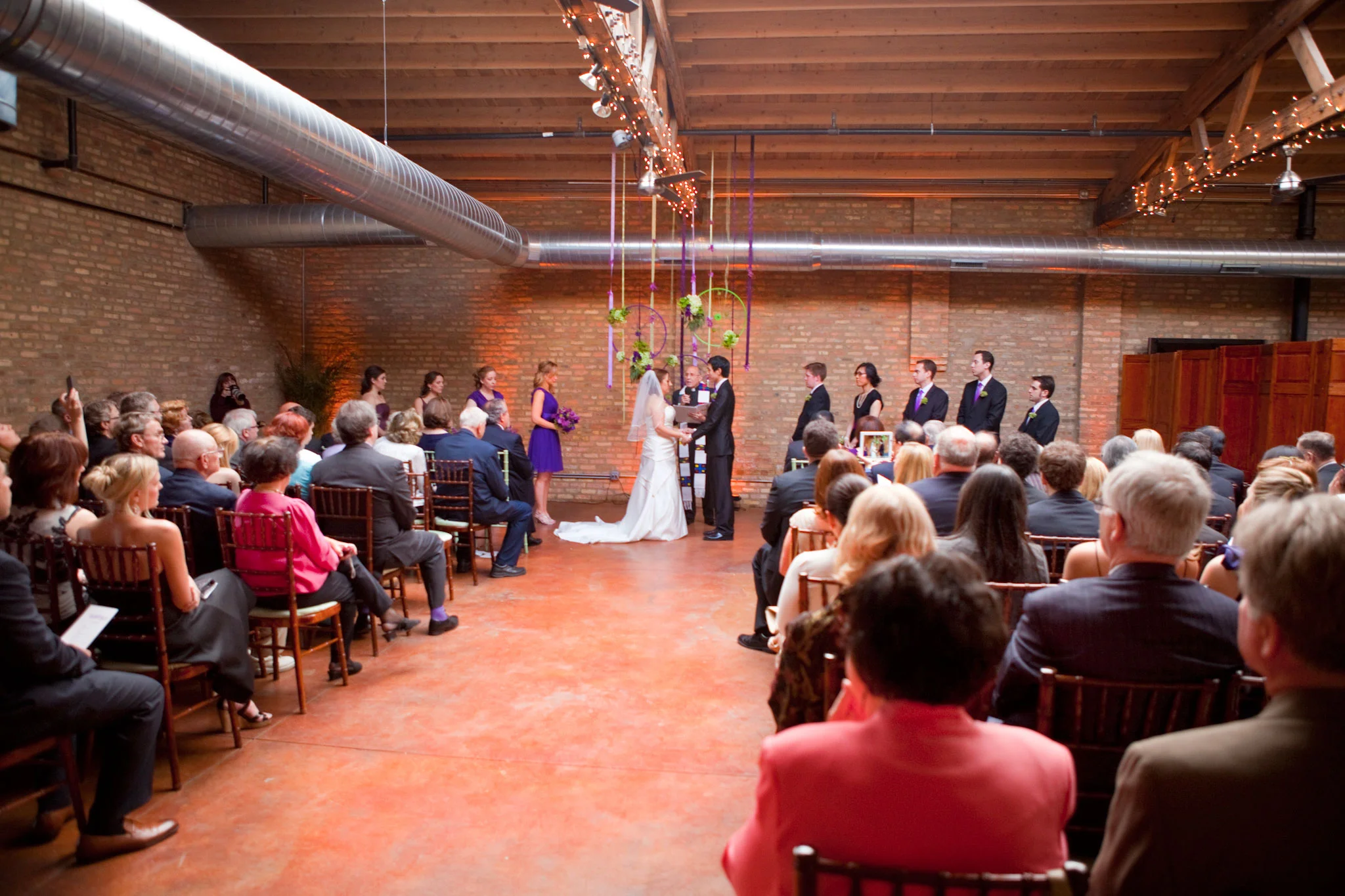 421-UniqueUrbanWeddingCeremonyAisle.jpg