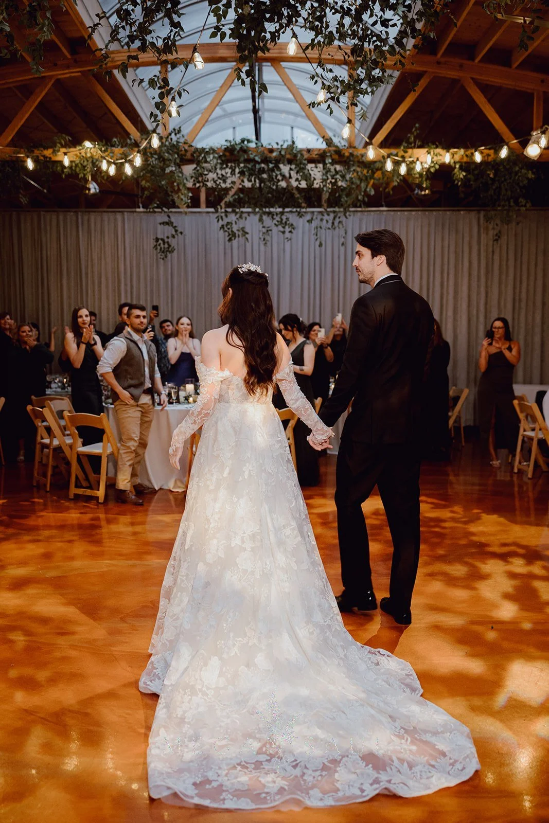 CHICAGO-WEDDING-PHOTOGRAPHY-BY-ARTISTS-AND-STORIES-BY-MEGAN-SAUL-RECEPTION (9 of 211)_websize.jpg