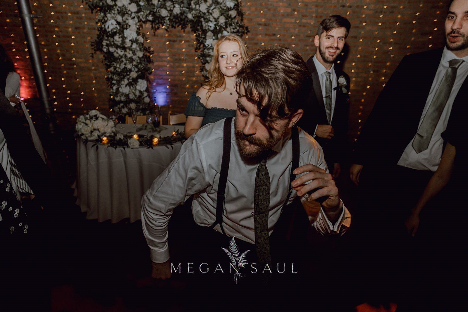 CHICAGO-WEDDING-PHOTOGRAPHY-BY-ARTISTS-AND-STORIES-BY-MEGAN-SAUL-RECEPTION (112 of 211)_websize.jpg