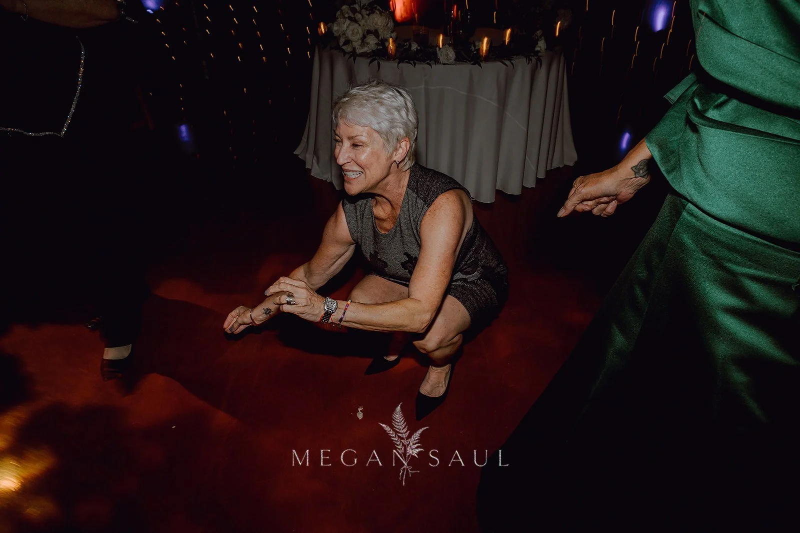CHICAGO-WEDDING-PHOTOGRAPHY-BY-ARTISTS-AND-STORIES-BY-MEGAN-SAUL-RECEPTION (144 of 211)_websize.jpg