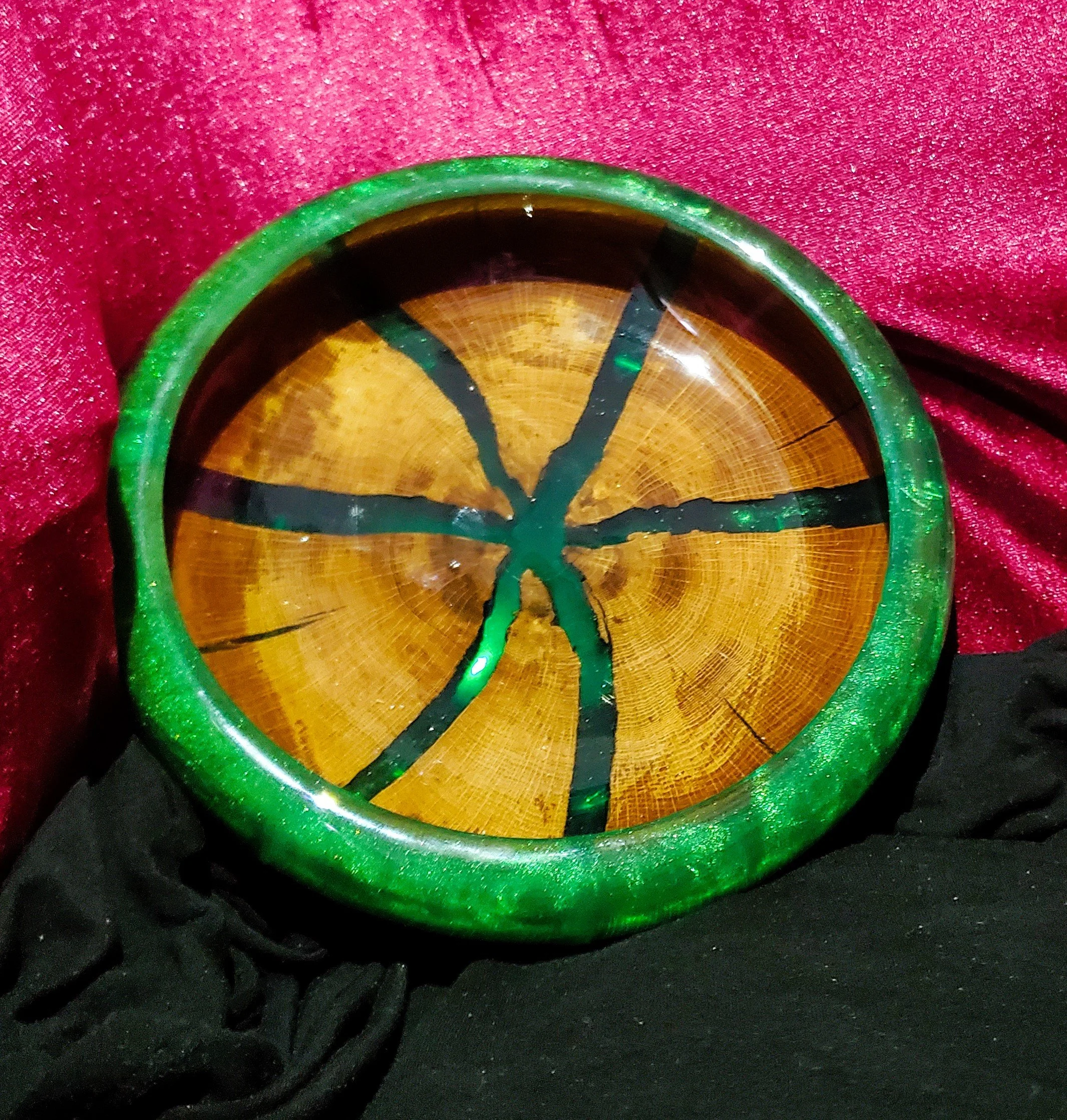 Green bowl Top 10120.jpg