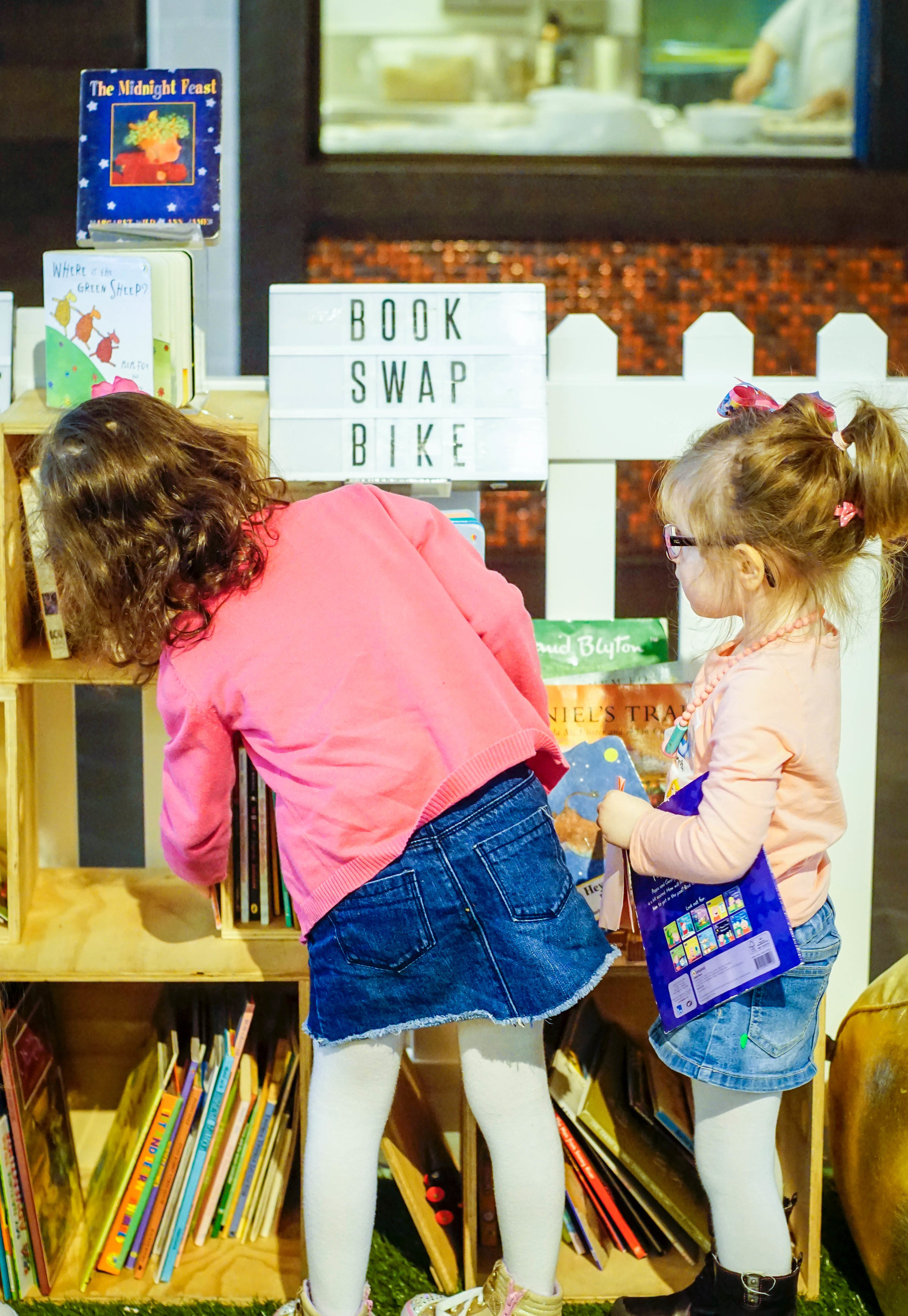 Book Swap Bike - Spring Flowers - 15-14.jpg