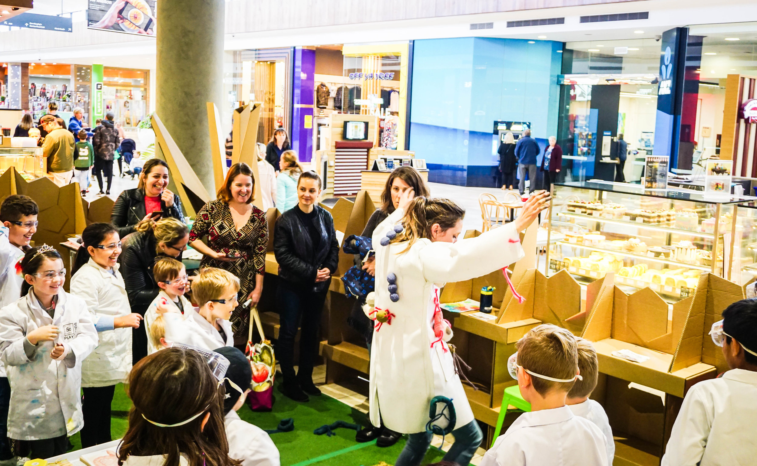 SciencePlay Kids - Little Life Lab Woodgrove Melton - 4 (1)-2-4.jpg