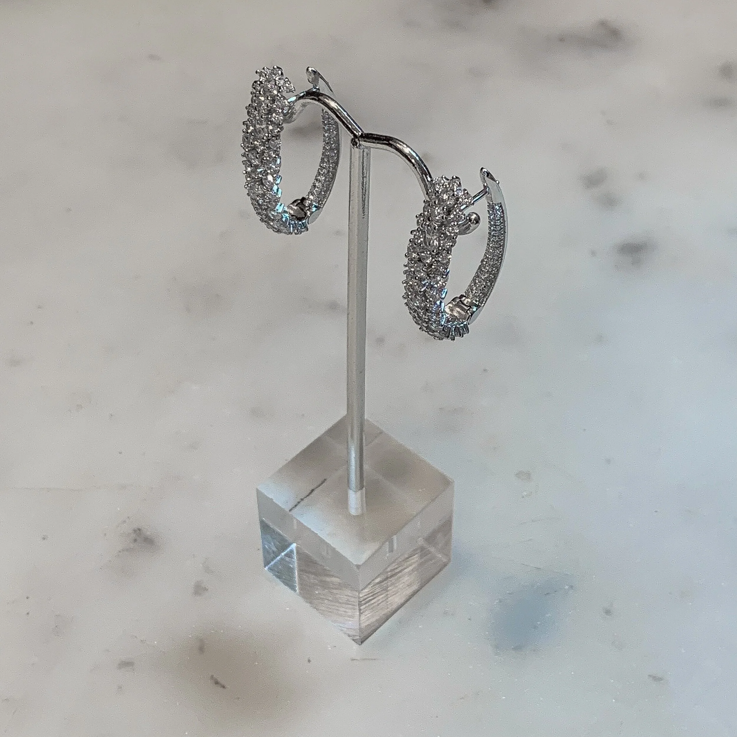 F0B8D965-B37B-4D5A-AD7D-02AE82748793