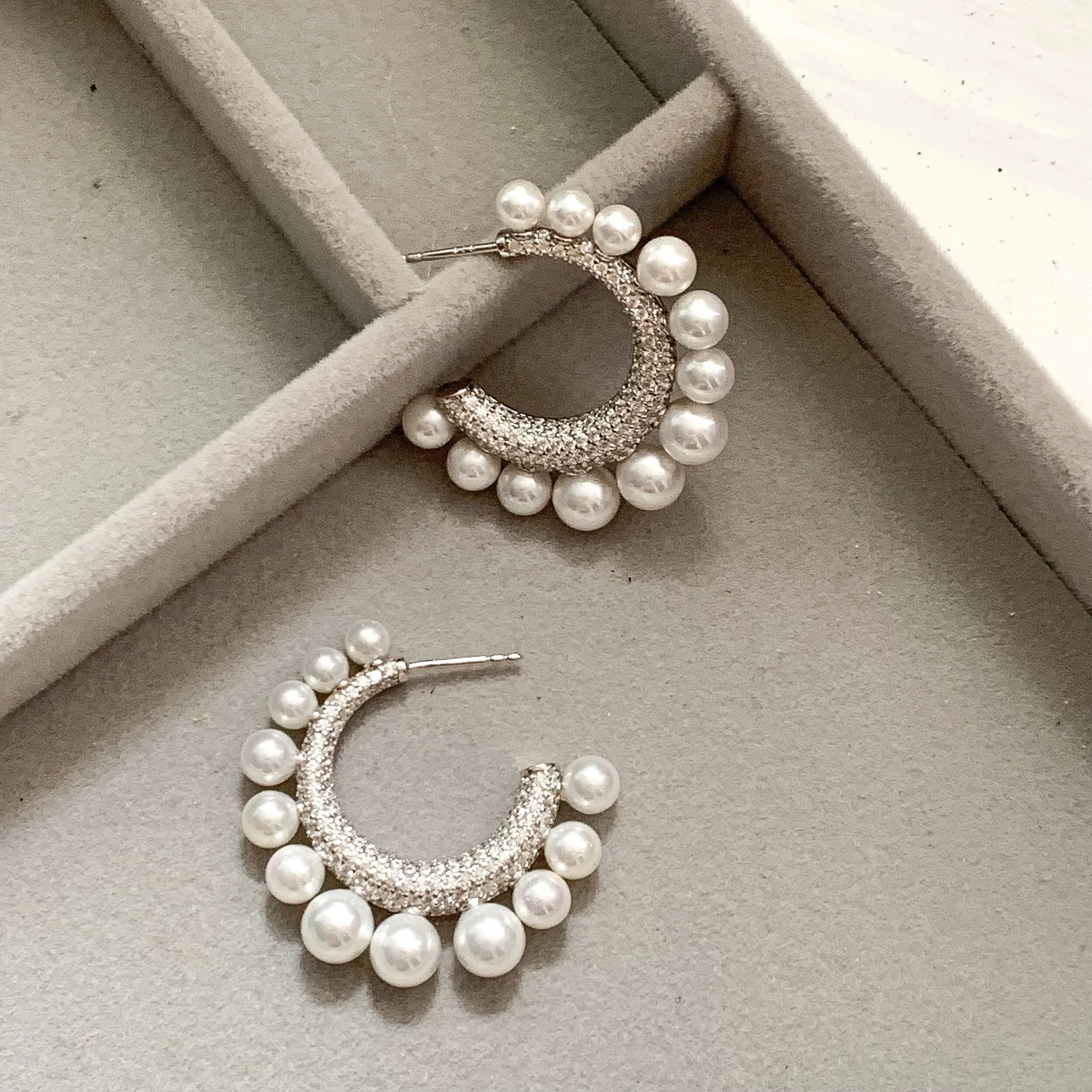 2FB674AA-9F8B-447A-8C5E-015E88F58AB8