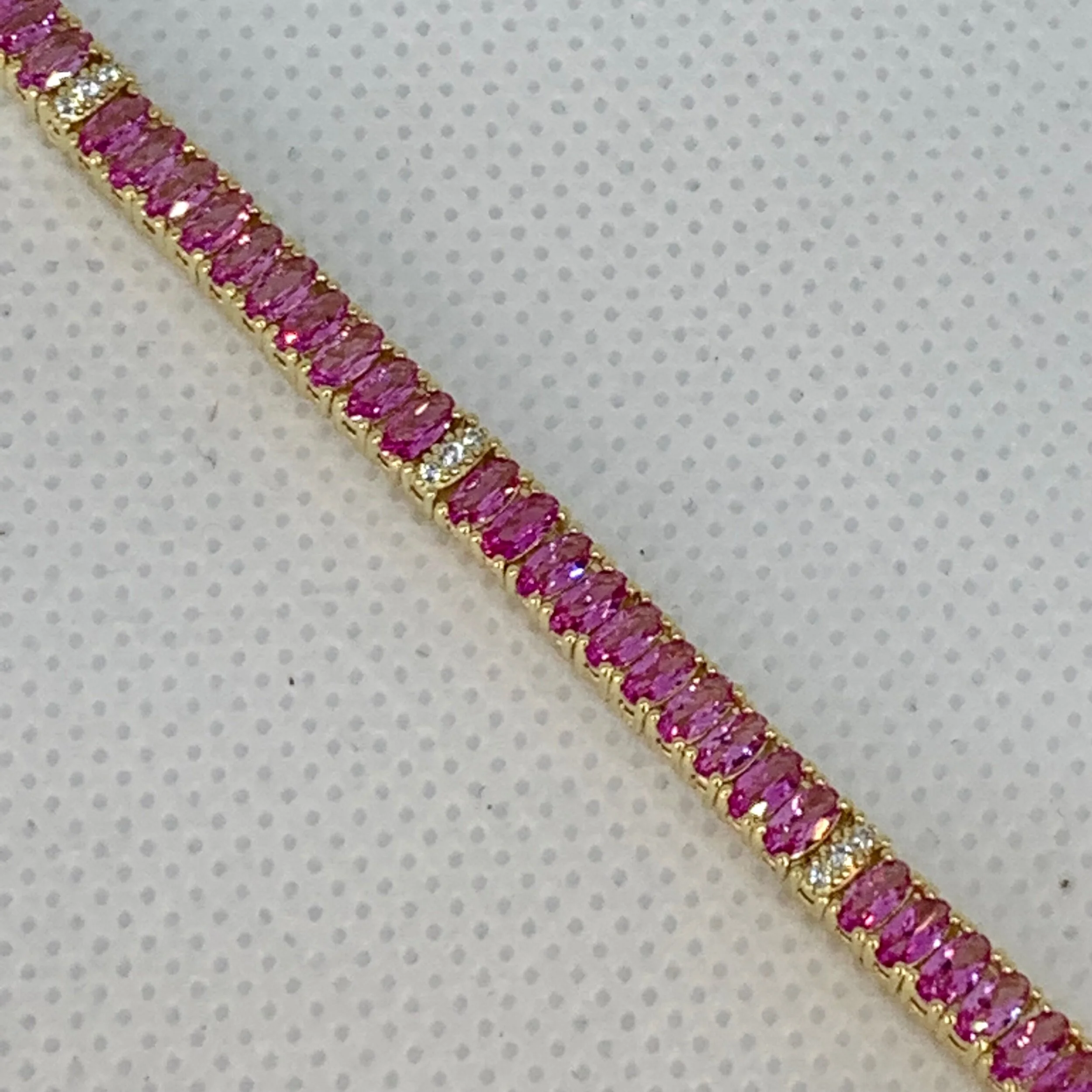 FEA3D5EF-0FFE-4A99-A401-D694CF8CCF16