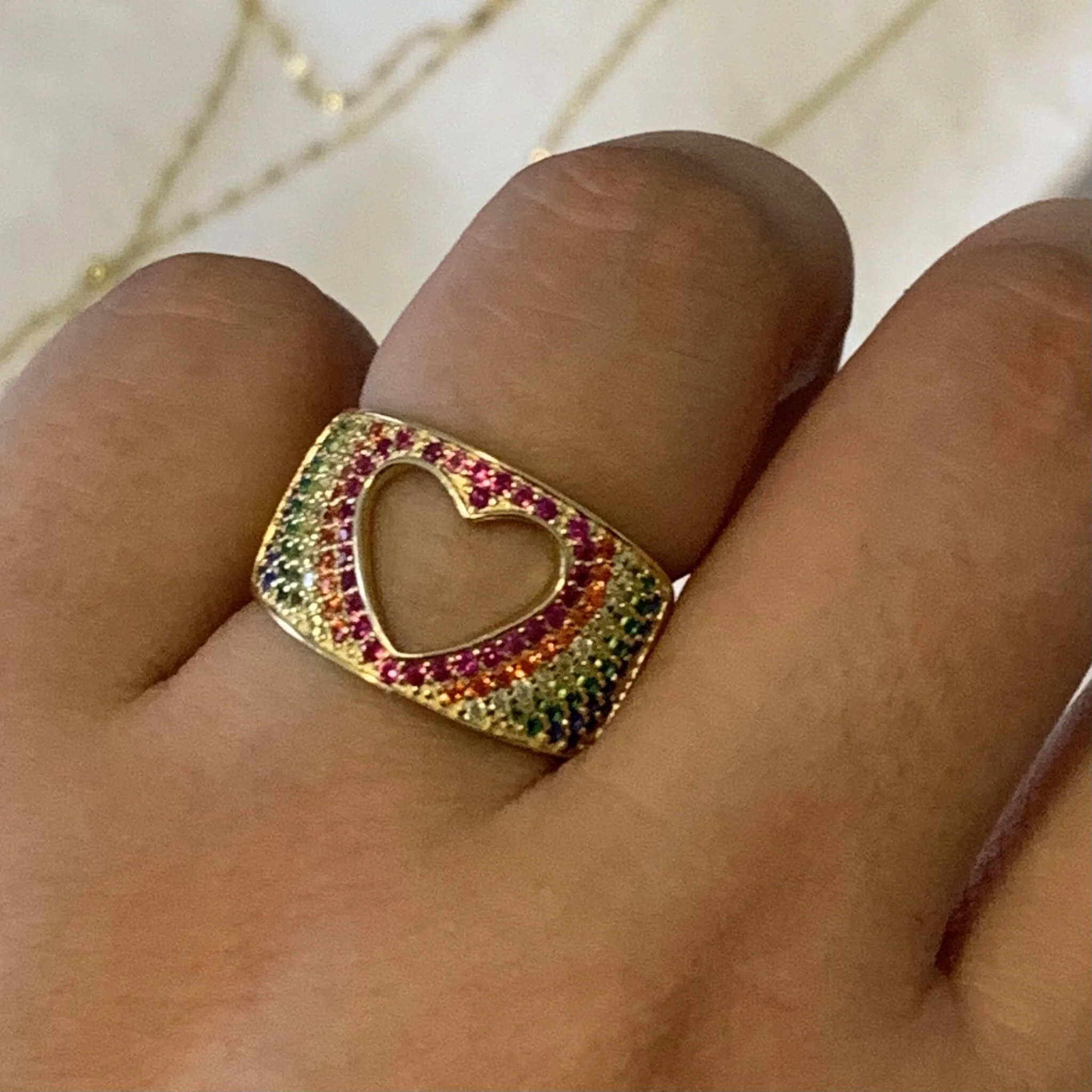 C1B0C002-1ADC-48AE-BEE4-83BA6F8C5DDB