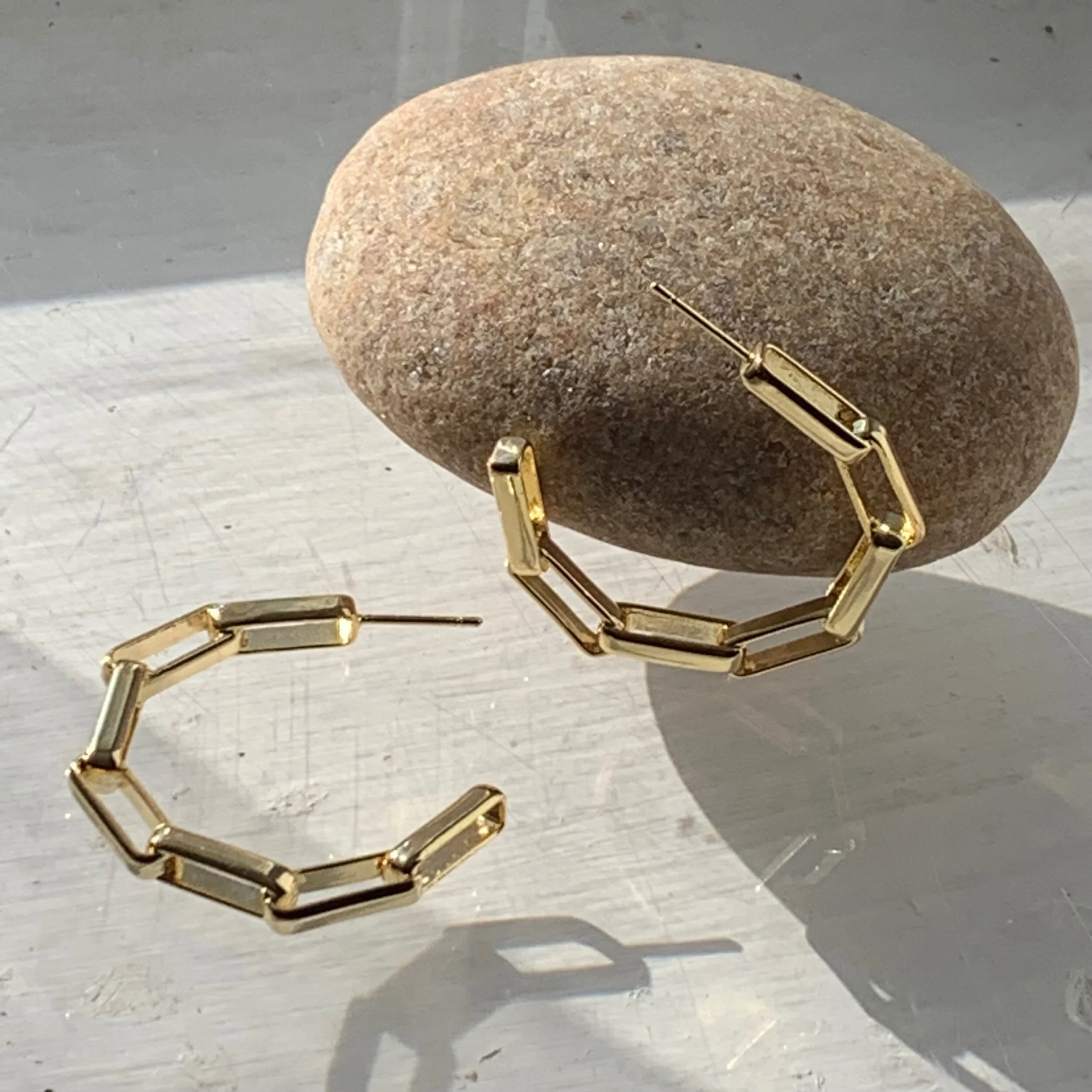 2D56761C-EF41-4CE8-8877-AC84266102F7