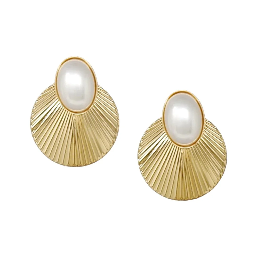 4EDC246E-572C-4234-8CDB-61C3056D61B9