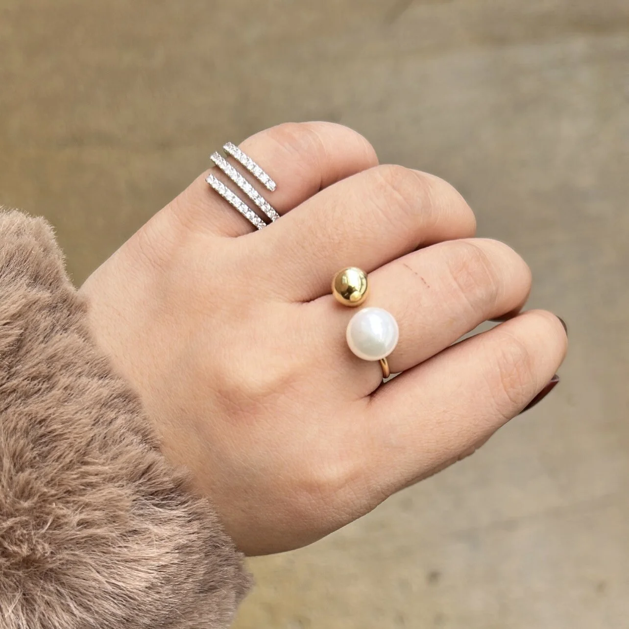 AC6857D1-9515-4EFB-89C4-BF022DF62B92