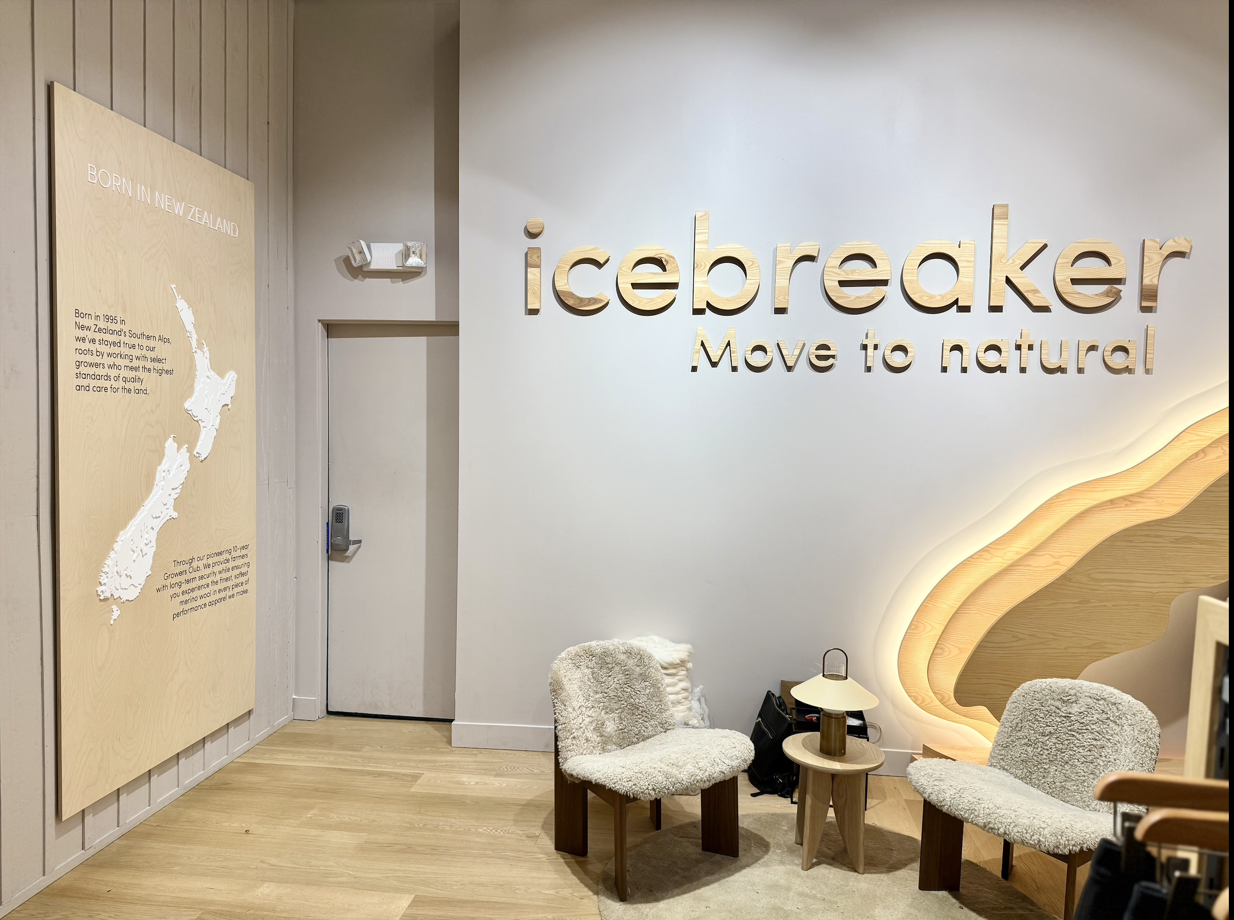 Custom-map-retail-display-by-klo-lab-icebreaker-vancouver.png