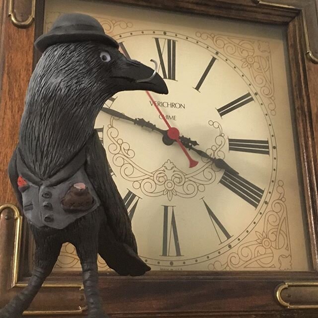 Presenting Mr. Jackdaw. Did you know jackdaws are sometimes called chimney-sweep birds? Now you do!  #crow #sculpture #polymerclay #birdsofinstagram #lowbrowpopsurrealists