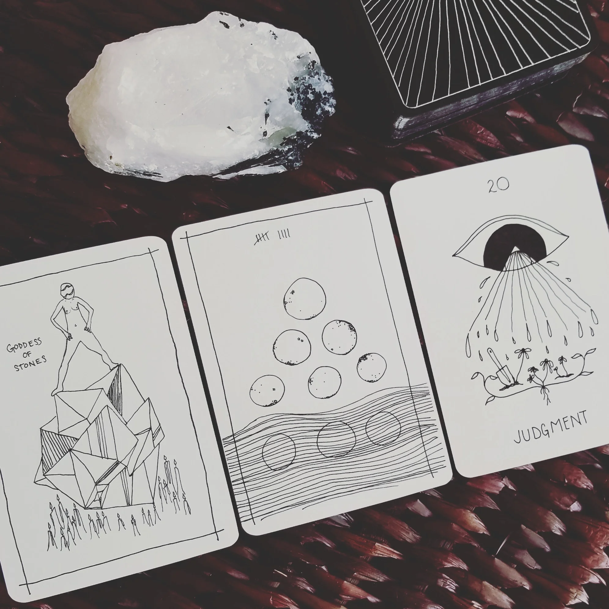 reading with the Solar Wanderer's Tarot