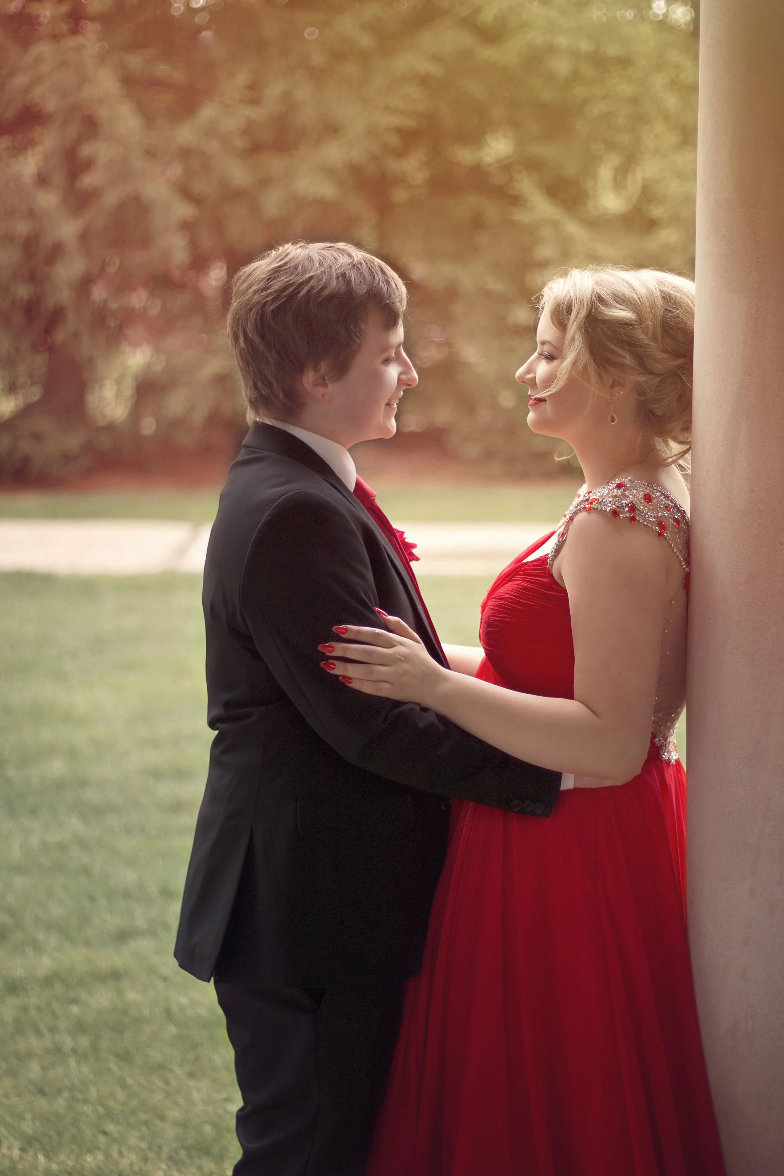 DevinJennaProm18Print.jpg