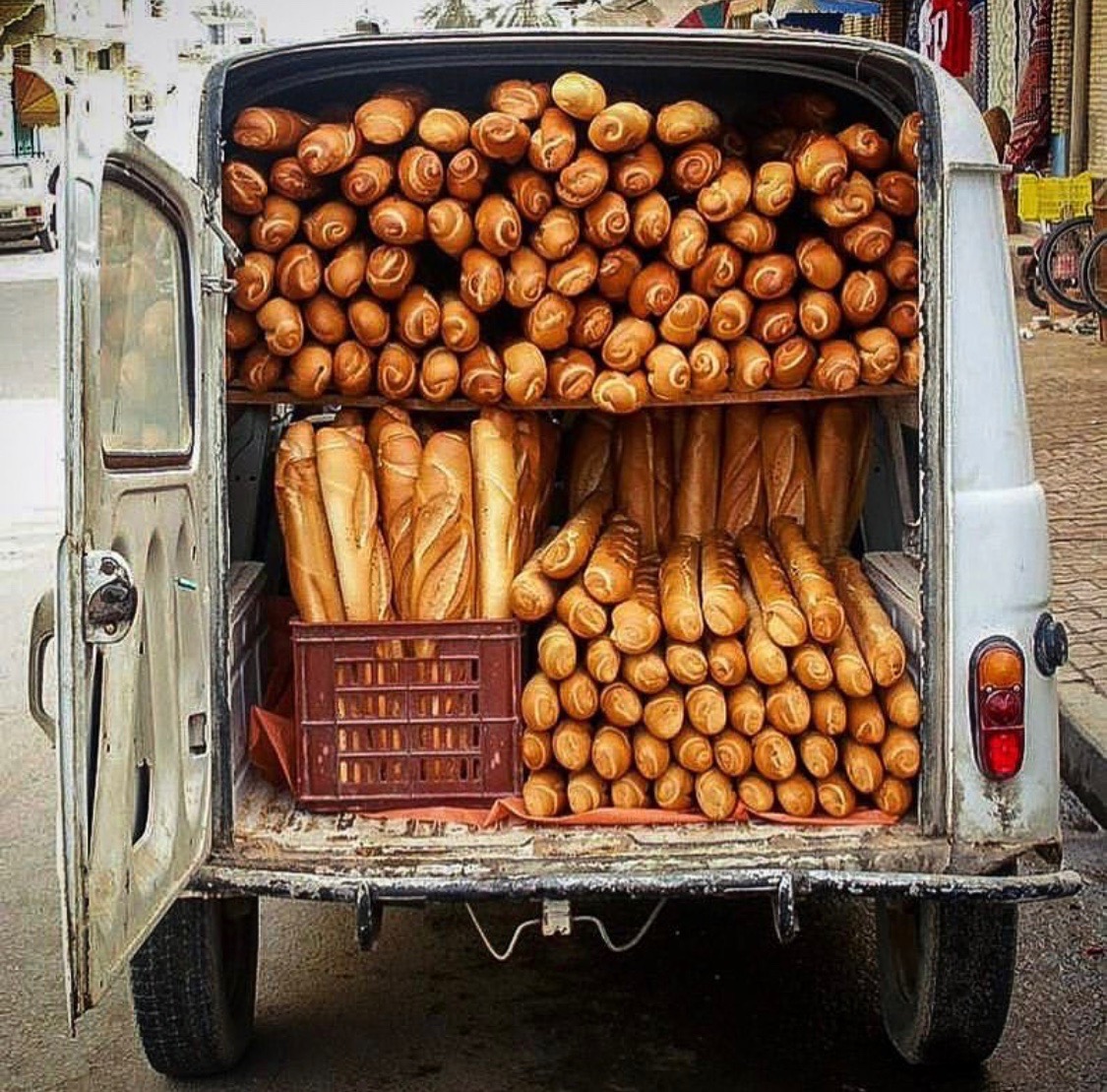 YES! Fresh Baguettes ever day in the South of France!