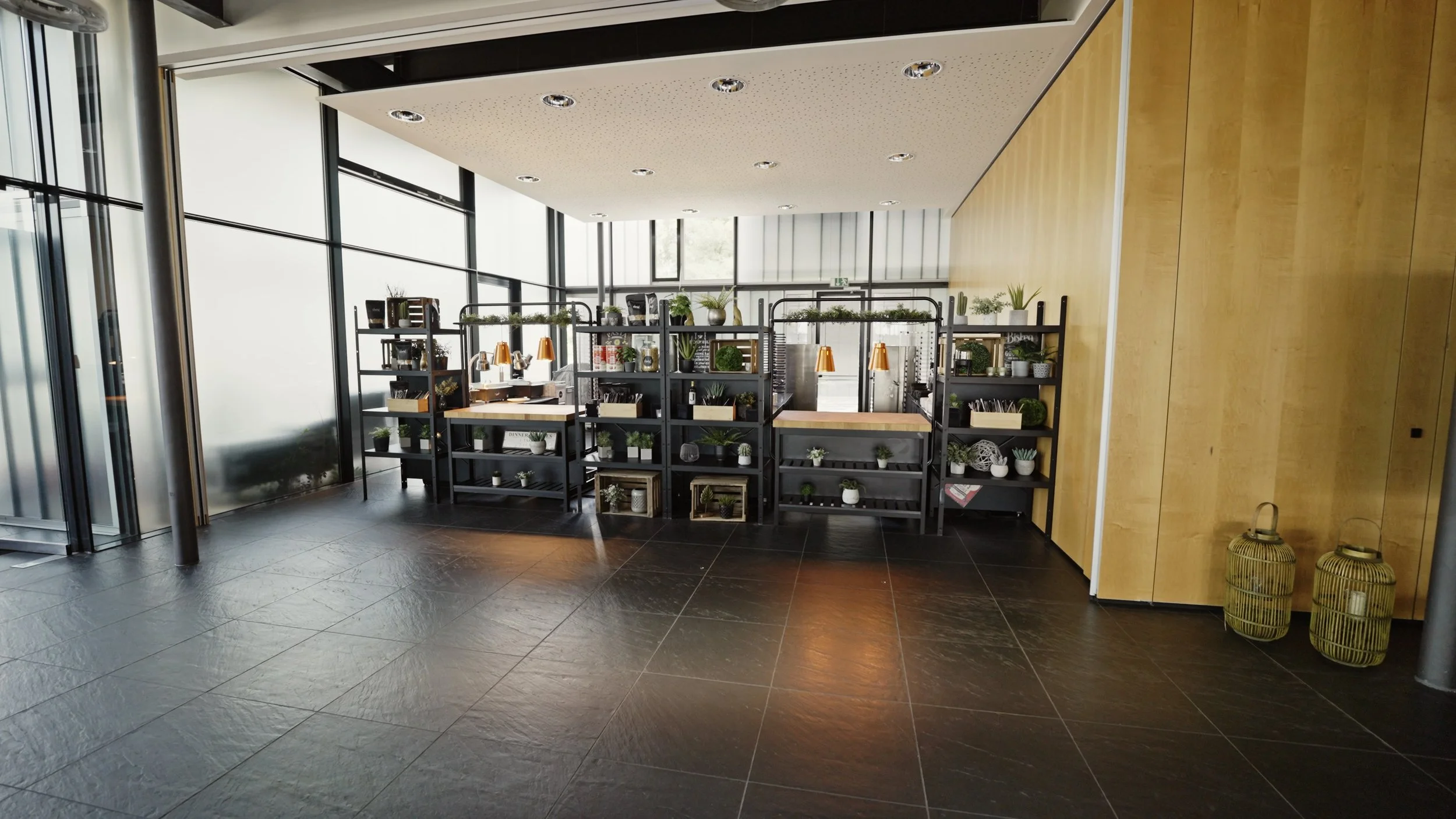 The Square_Eventlocatiopn_Christ Catering__nur leere Räume_4K_V2.00_00_11_04.Standbild005.jpg