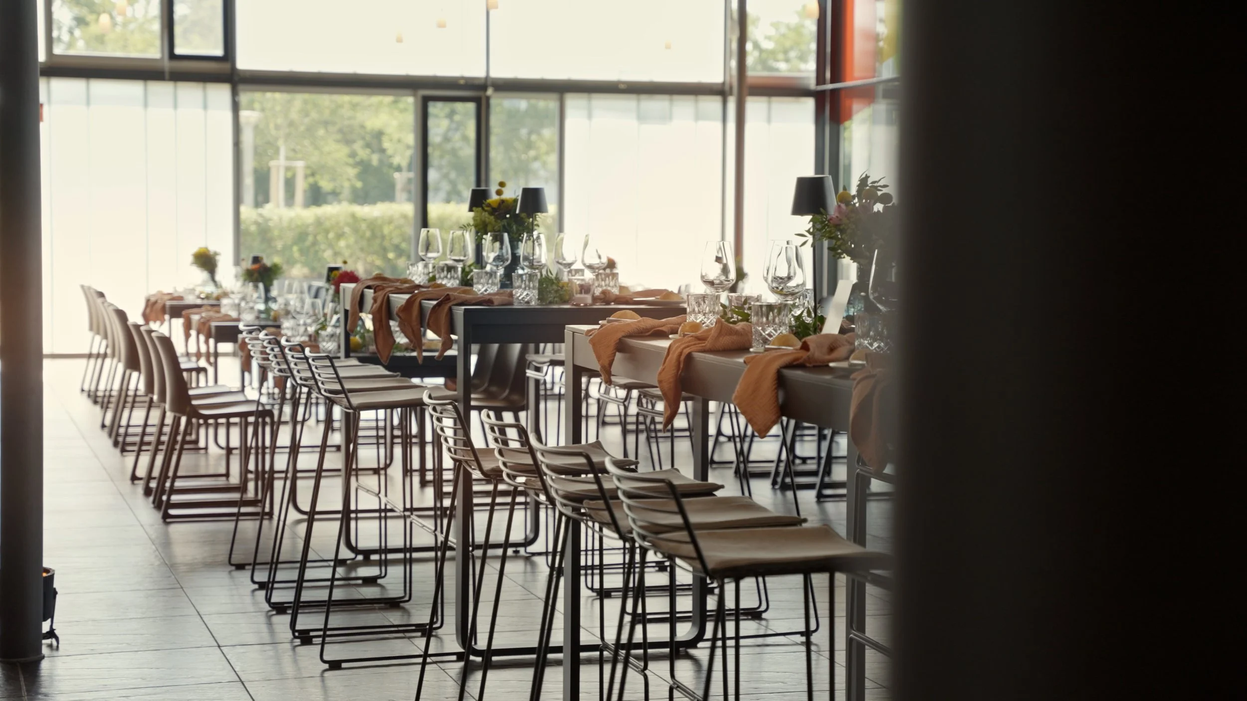 The Square_Eventlocatiopn_Christ Catering__nur leere Räume_4K_V2.00_00_33_17.Standbild017.jpg