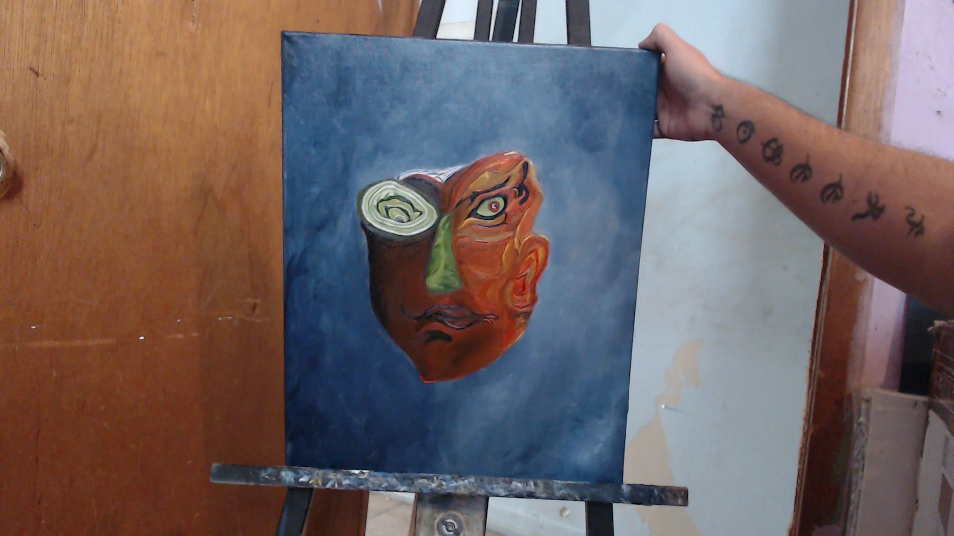 autisticartistic - floating head