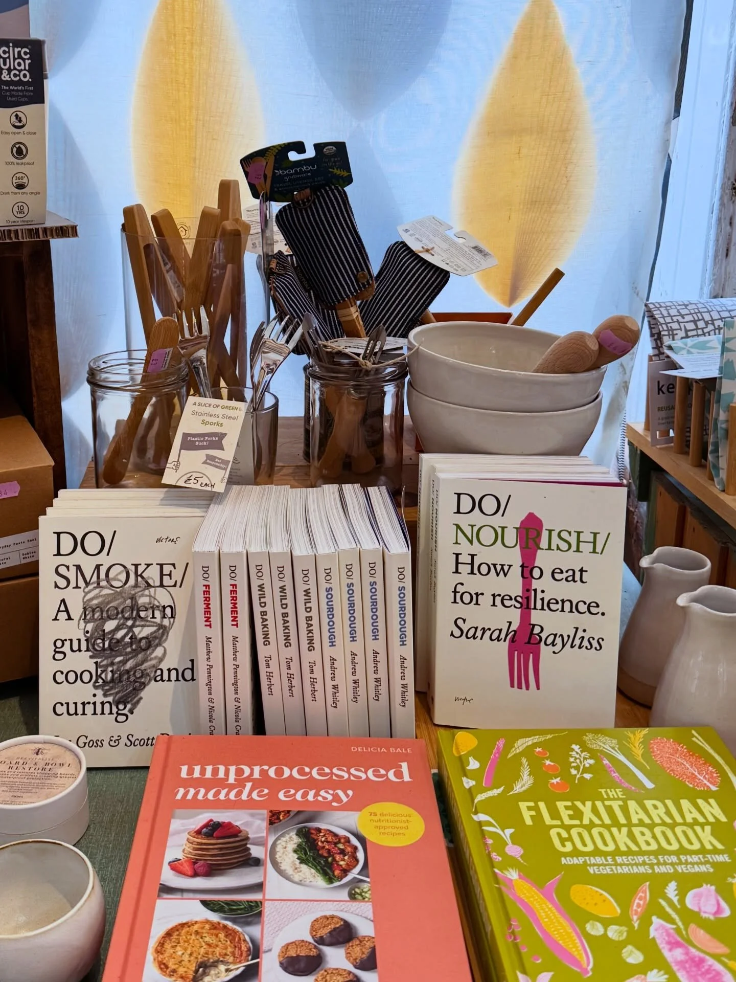 What&rsquo;s cooking with you this weekend?!
Hot cross buns, all of the chocolate &hellip;.. or is that just me?!
And neither of those things will involve actual cooking from me!
.
#Studio52Store #Comrie #Perthshire