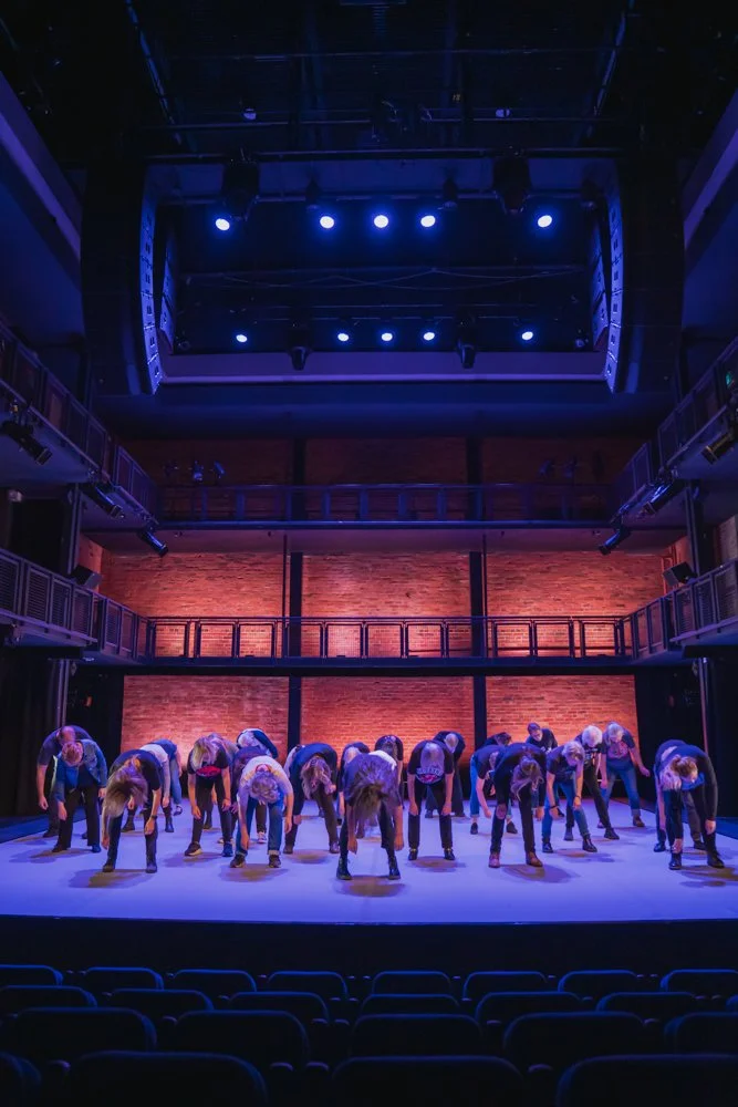  Lyon Smith - Older &amp; Reckless, Moonhorse Dance Theatre 