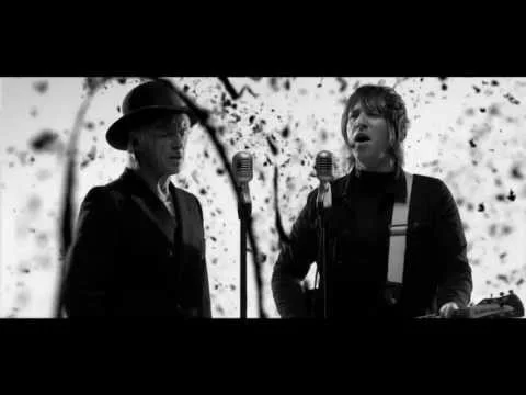 The Moons feat. Paul Weller - Something Soon HD