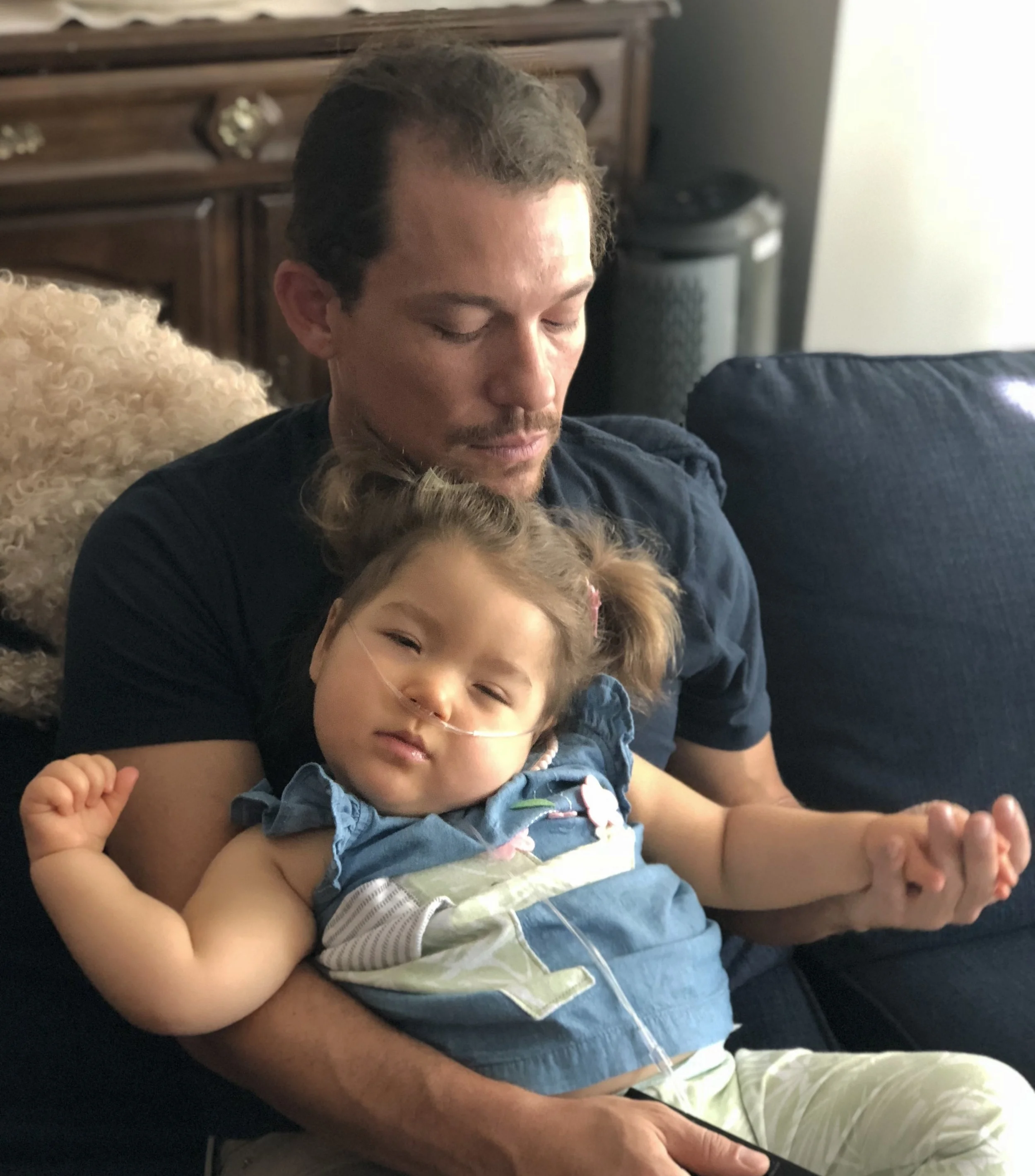 Mig, Miss A and the currently ever-present oxygen September 2018