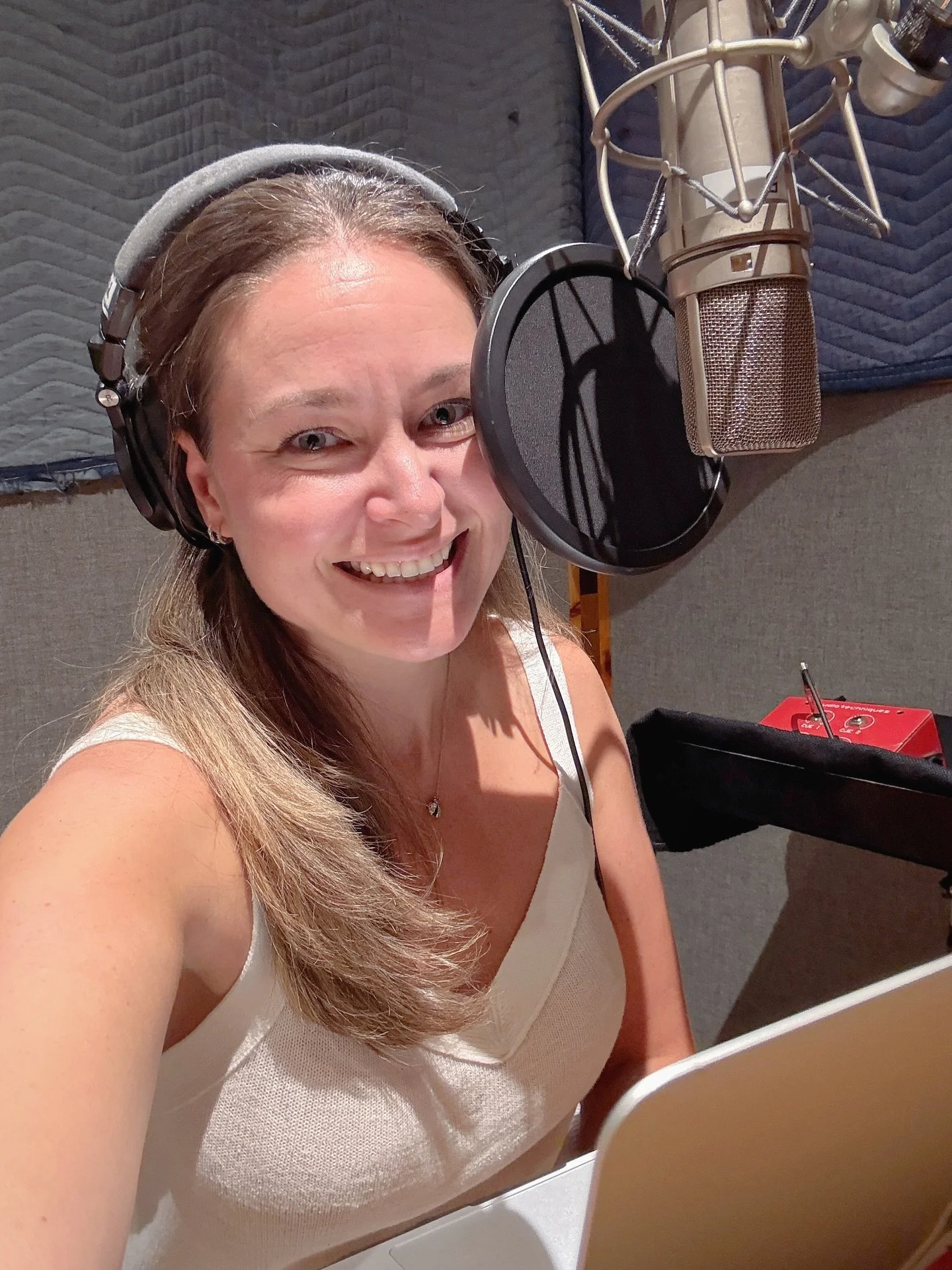 It&rsquo;s been a busy week&hellip; 🎙️ 

#TheLuckiest #AudioBook