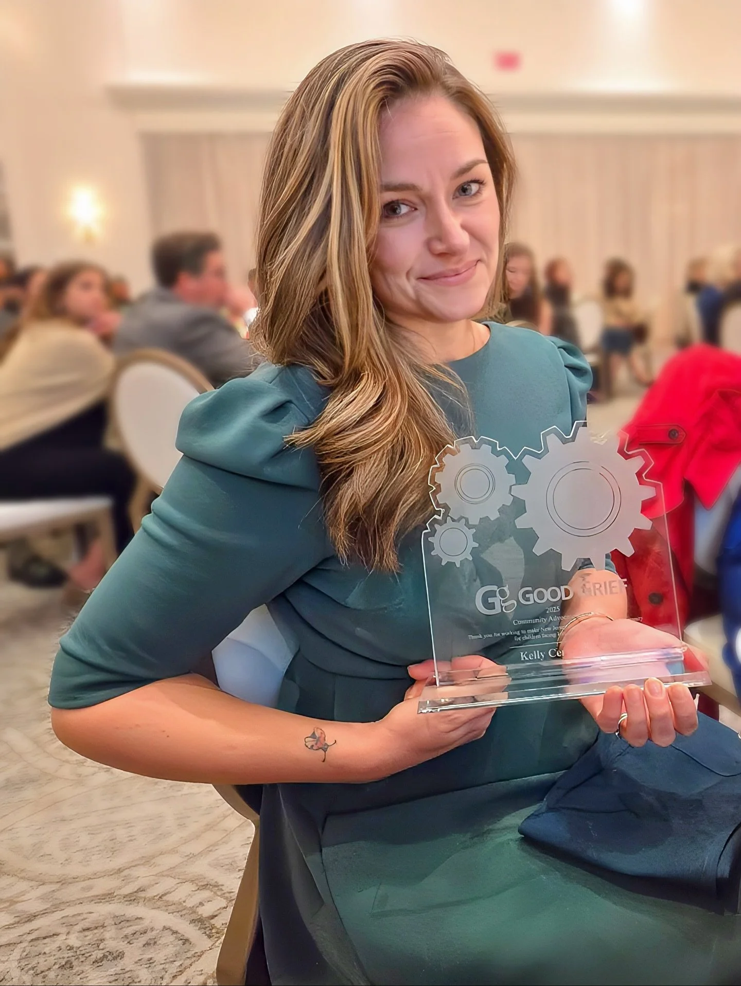 Last night I was honored by @goodgriefnj with their Community Advocate Award. But any advocacy I engage in or grief books I write pales in comparison to the work done by Good Grief staff and volunteers. Everyday they provide grieving New Jersey child