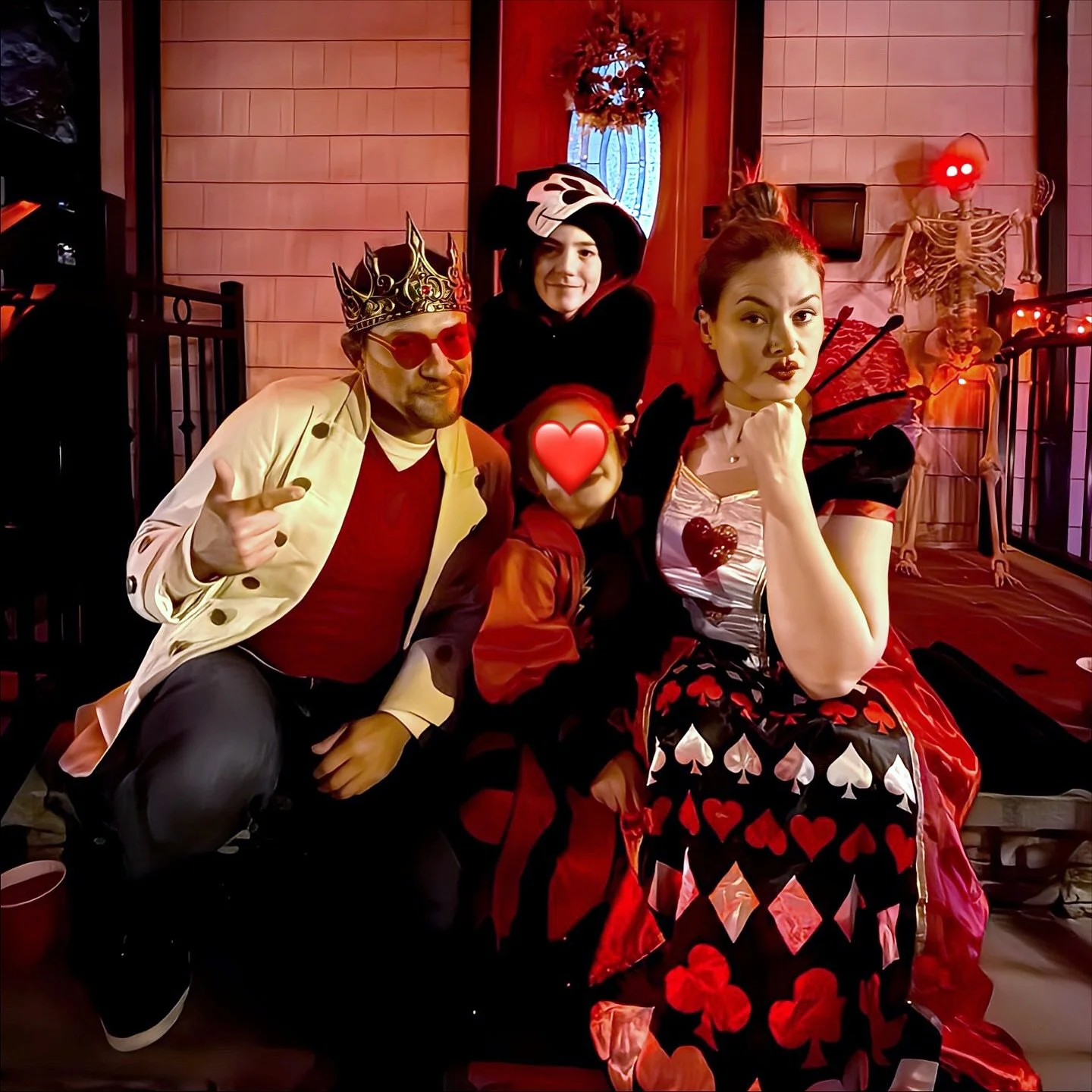 Happy Halloween from Disney Descendent&rsquo;s Red, her parents the Queen and King of Hearts and her brother&hellip; Mickey Mouse (it&rsquo;s a complicated family tree it&rsquo;s best not to ask questions).

We got to meet up with a K-pop demon hunte