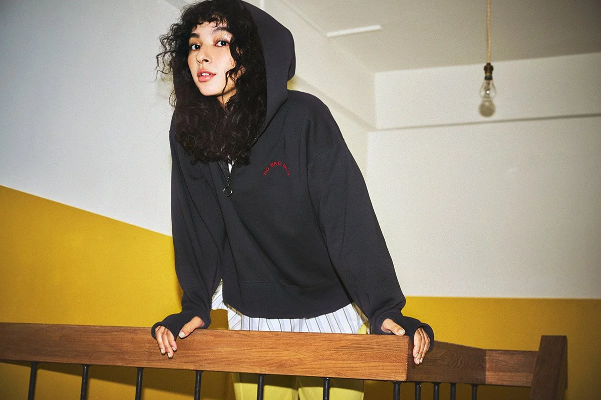 Walnut worked on series of illustration for Niko and... to create a capsule collection. There are tons of daily goods including, bag, purse, watch, series of garments ect... WalnutがNiko and...のとカプセルコレクションを製作しました。バッグ、お財布、時計、洋服など数々の商品が発売されます。