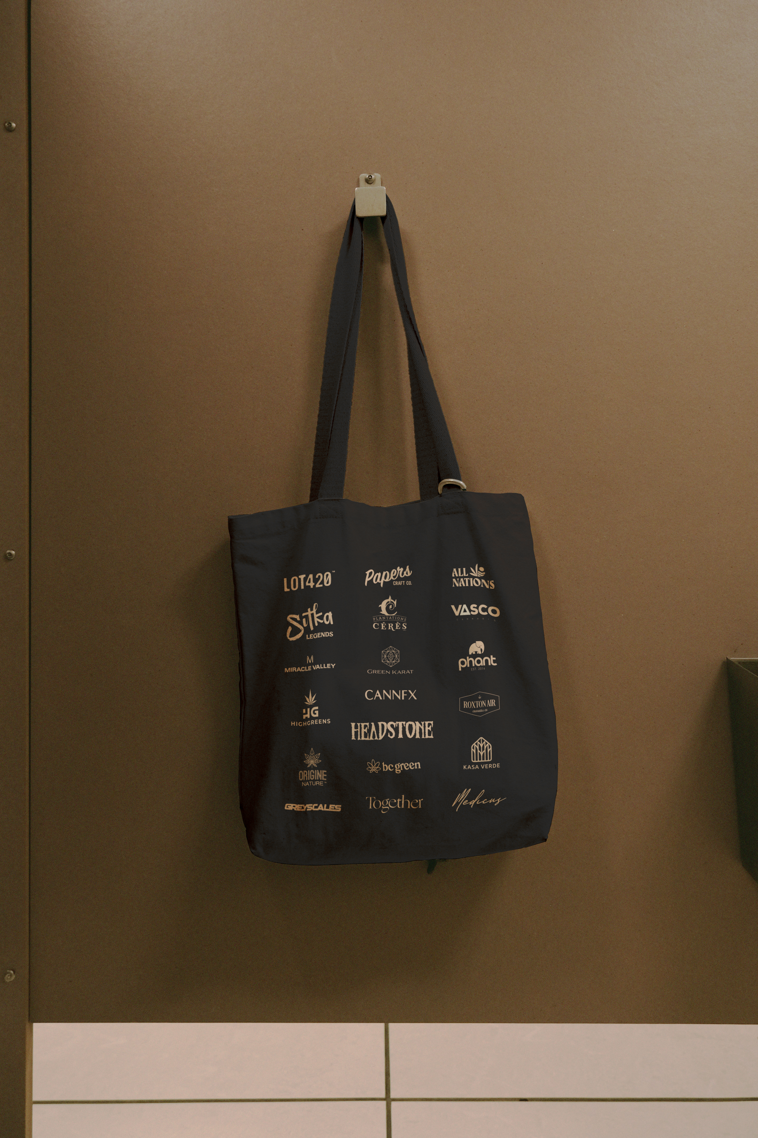Can_Tote_Back.png