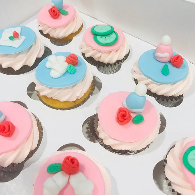 Spalicious cupcakes!