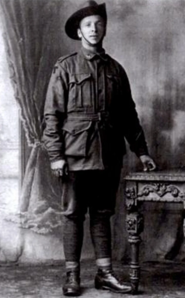 Jonaas Lees (known as Dickie)