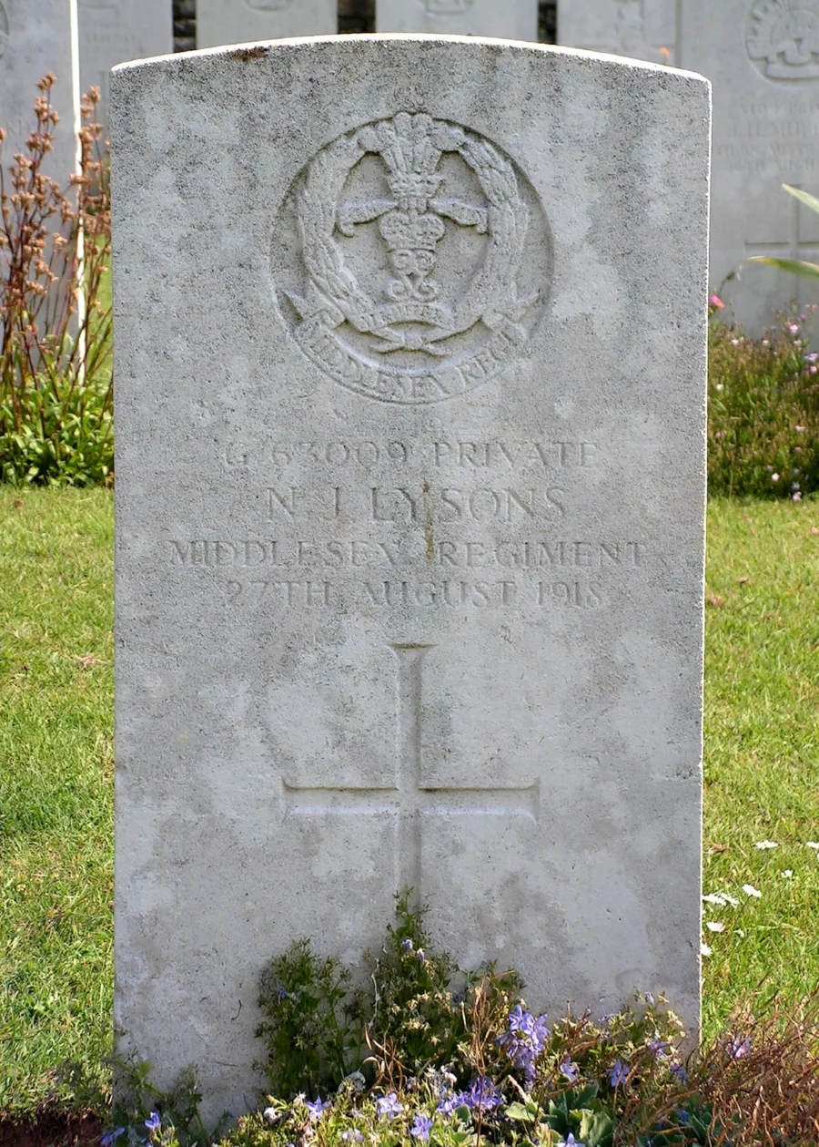 The grave of Private Noah John Lysons