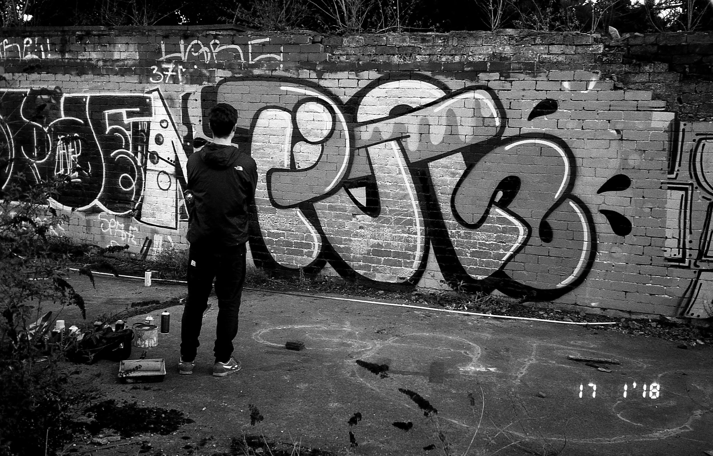 img025.jpg