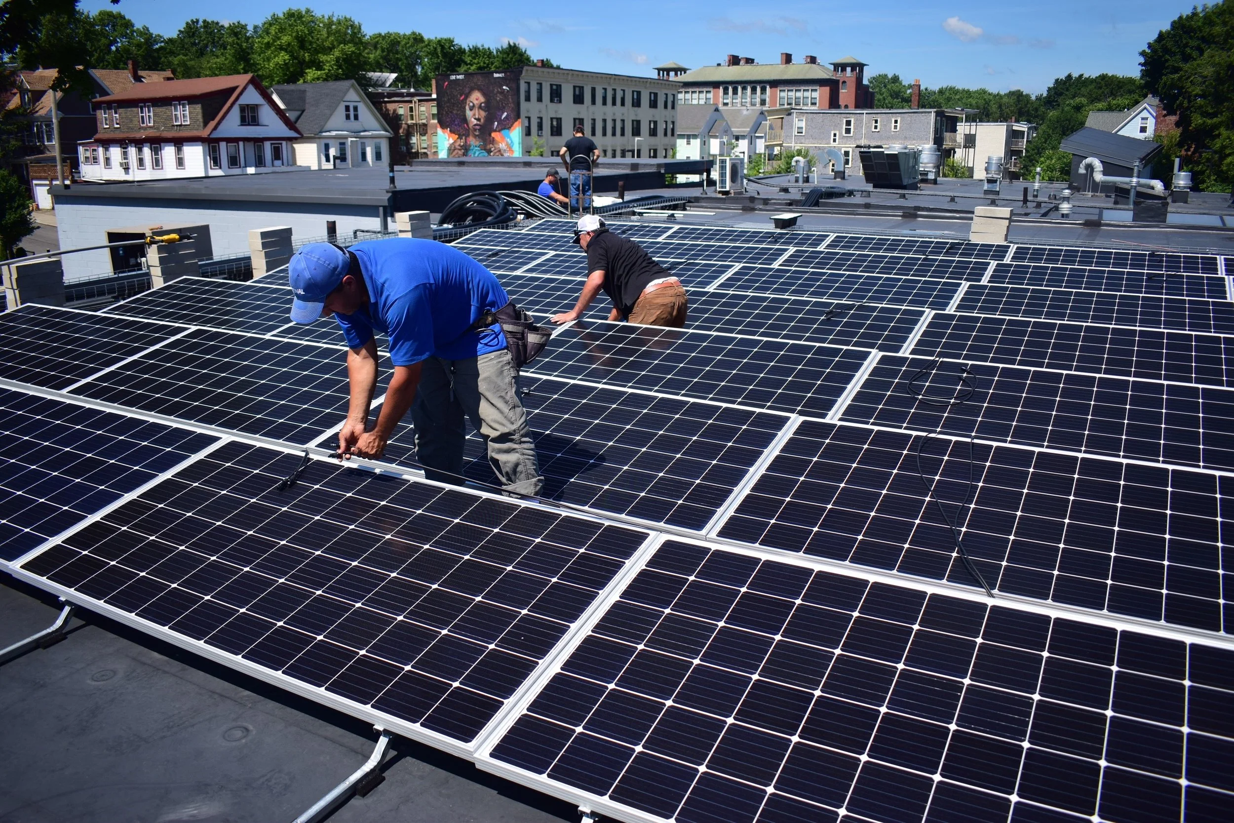 Reinvestment Fund Invests $3 Million in Sunwealth® to Support Solar Access