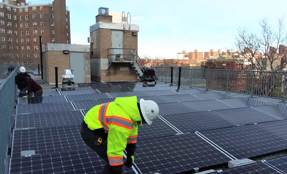 Residents Trained to Install Solar on NYC Housing Authority Buildings