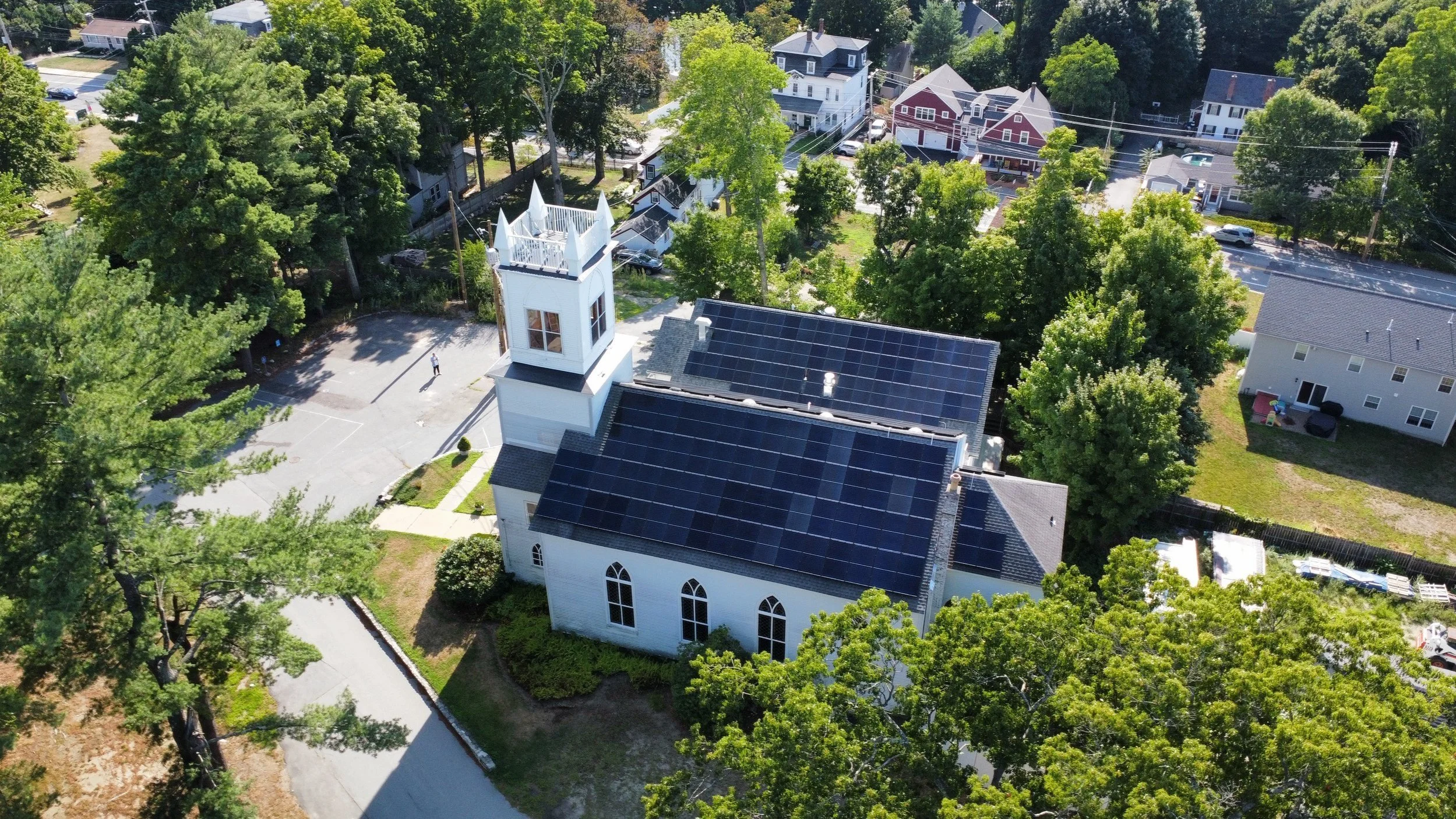 Helping Faith-Based Partners Go Solar to Support Their Neighbors