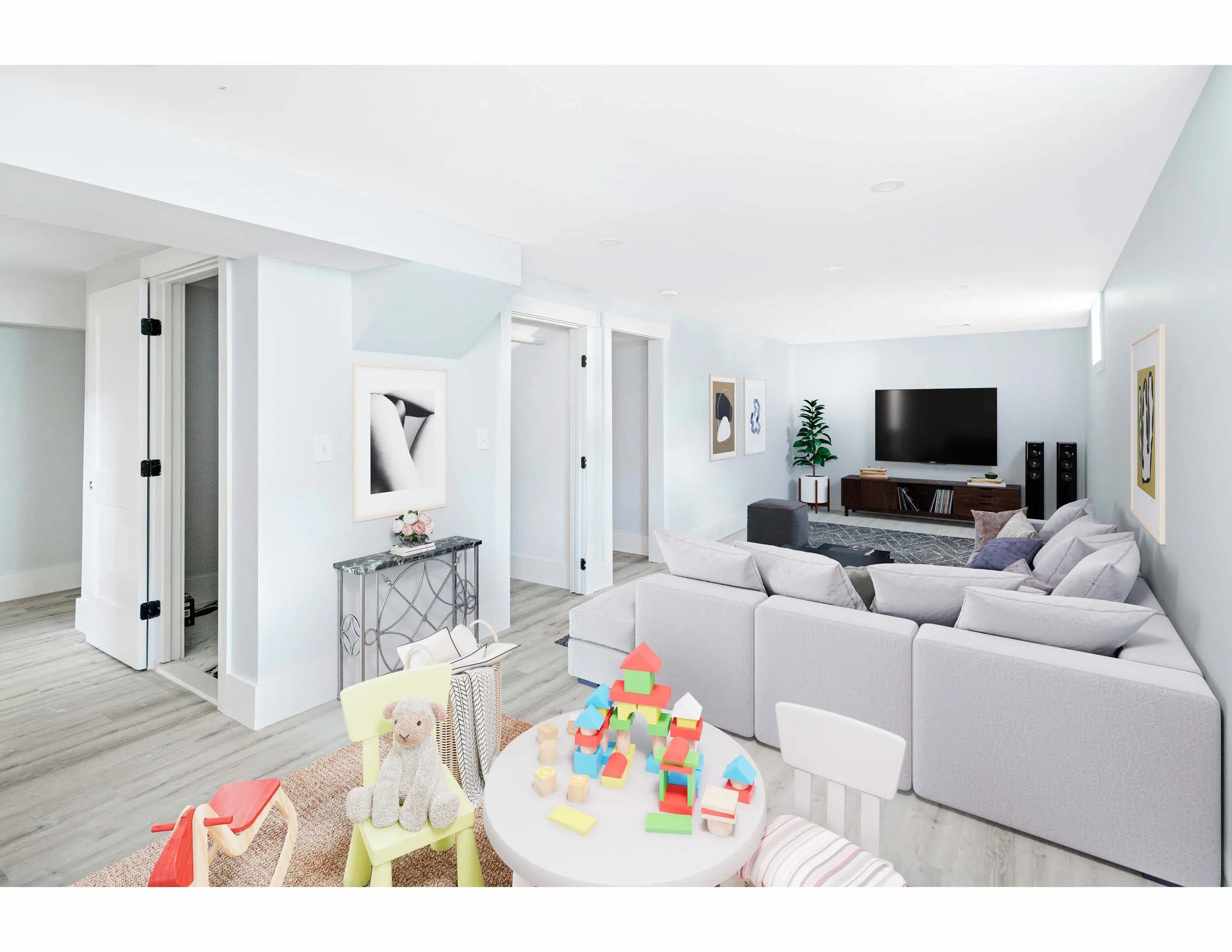 Staged Photo 1-Vincent .jpg