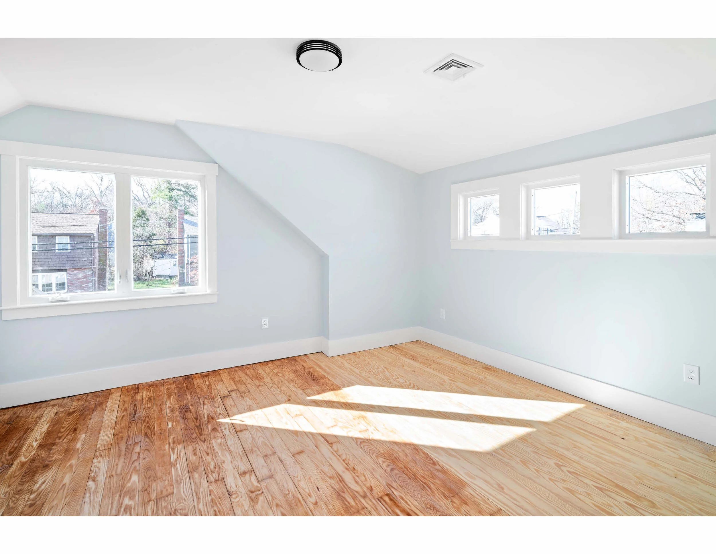 Transom Window Pic-Vincent .jpg