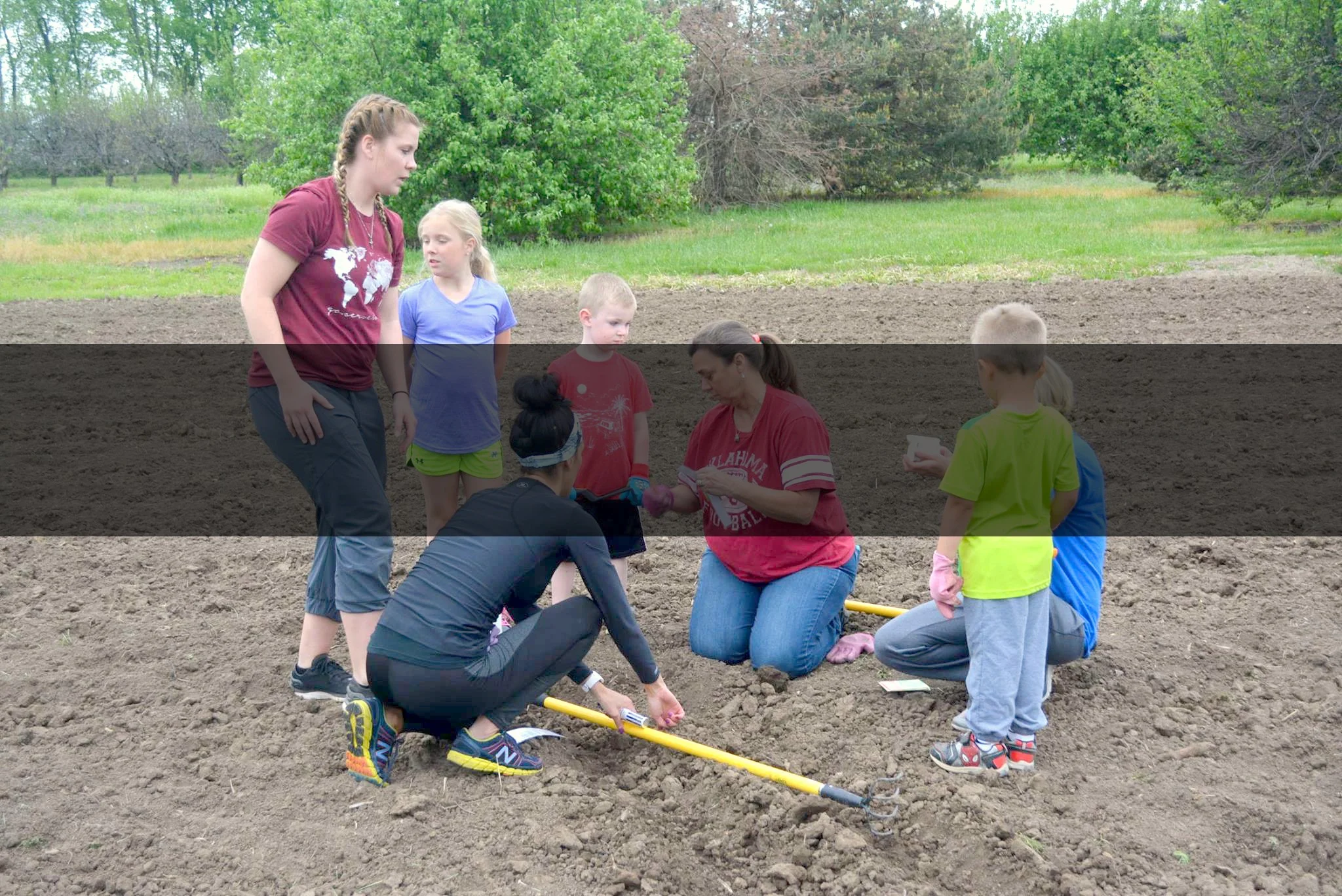 People Planting Banner.jpg