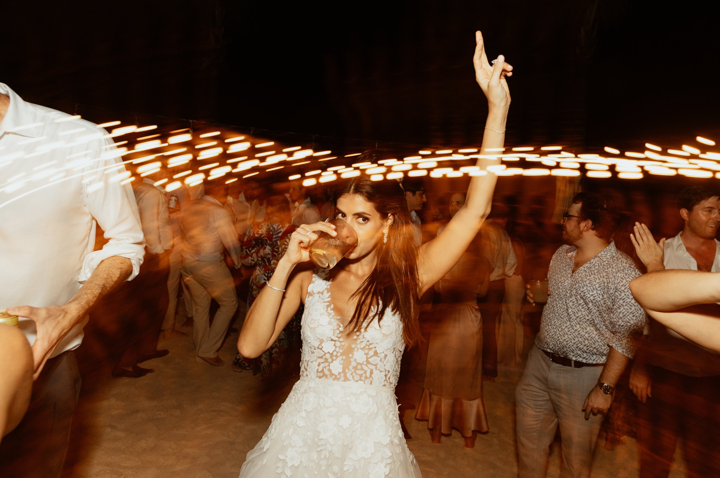pbicharaphoto_Mike+Jordana_Wedding Day_1291-2.jpg