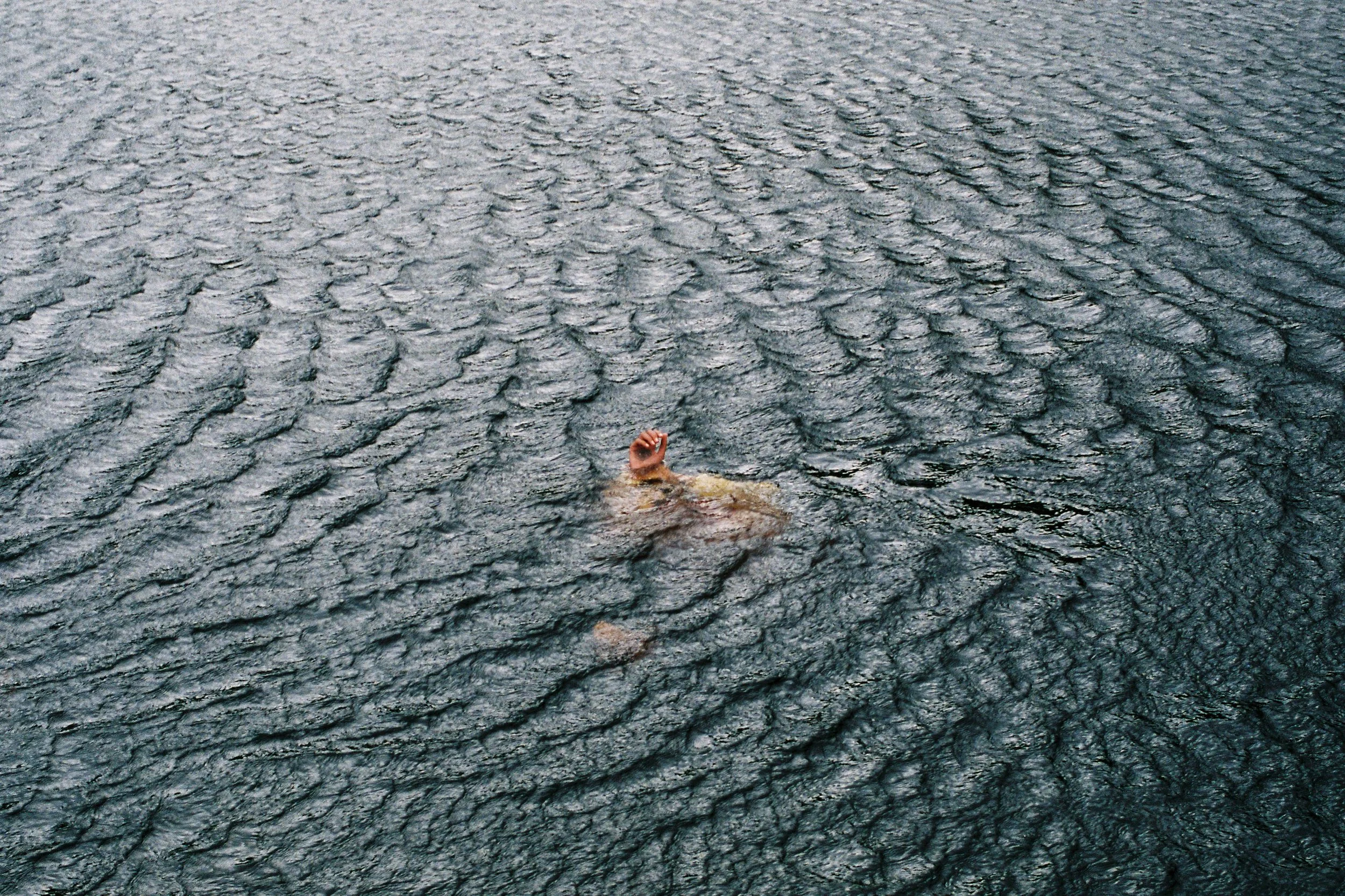 LAKE_BURST_35.jpg
