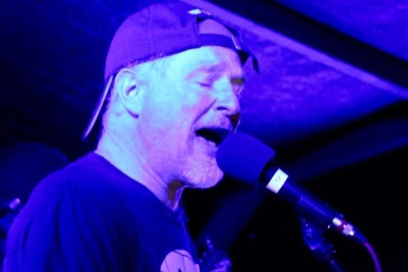 Live Music: Tom Winecoff