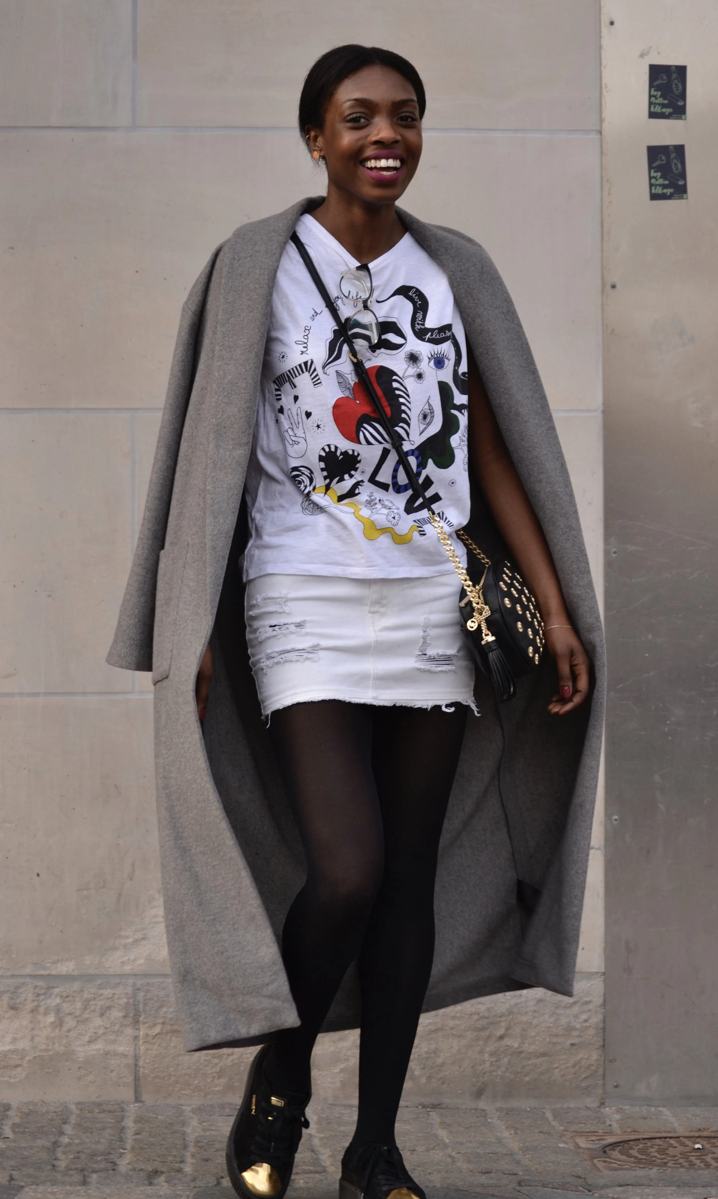 Afro street style, monochrome look